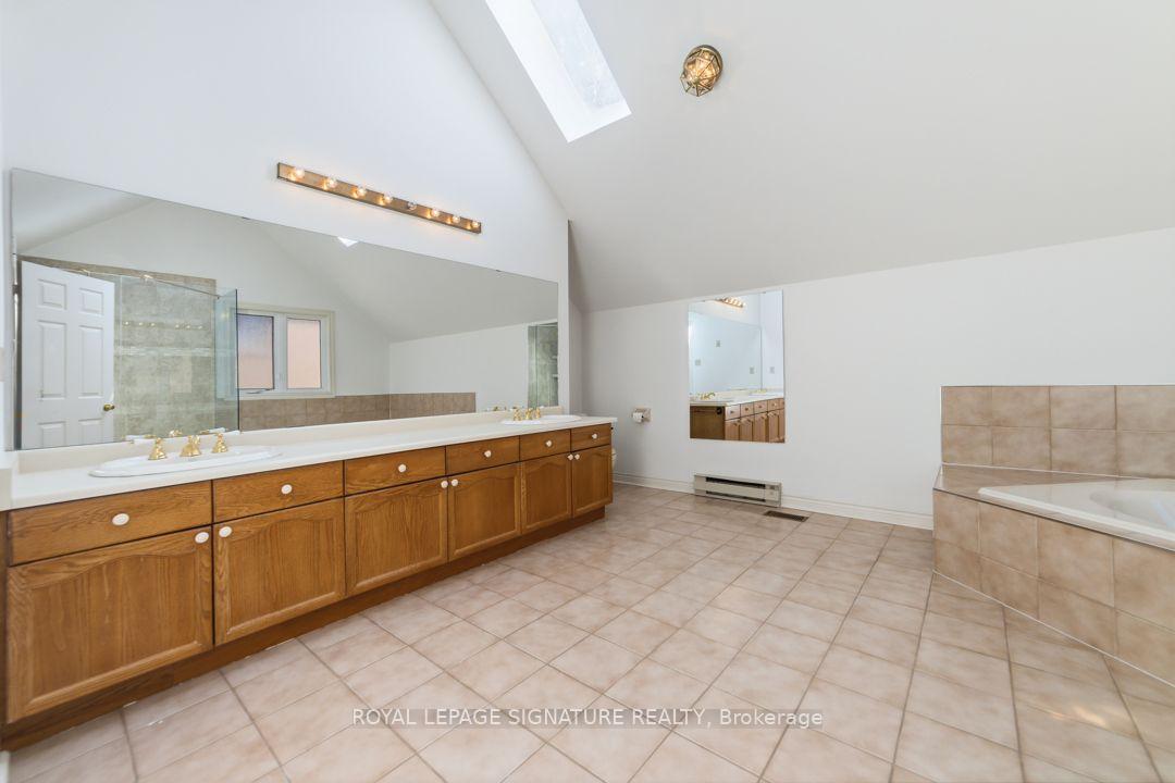 Photo 24 of 1271 White Lane, Oakville, Glen Abbey — HOMEH