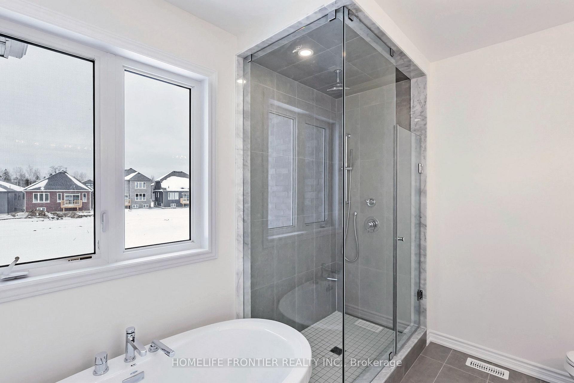 Photo 19 of 364 Ramblewood Drive, Wasaga Beach — HOMEH