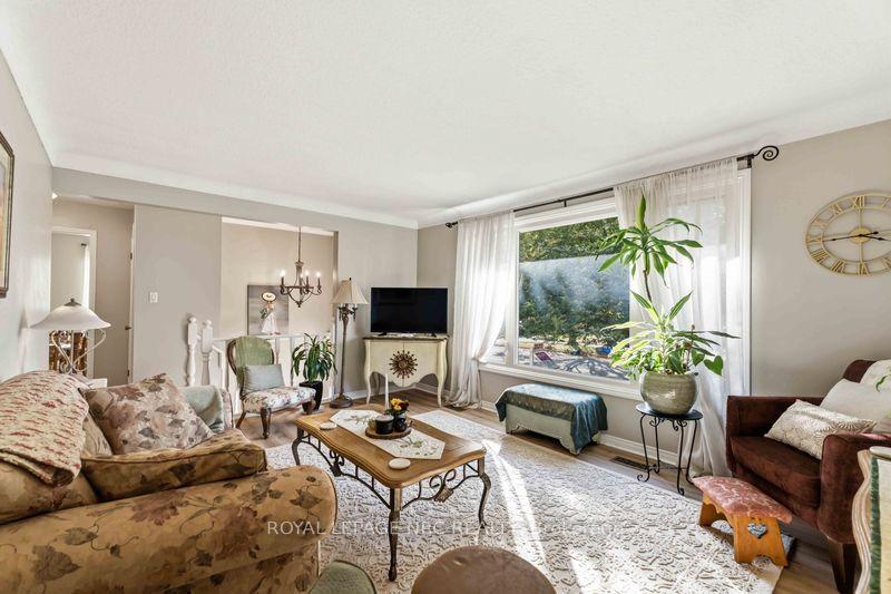 Photo 5 of 22 Jennifer Court, Welland, Prince Charles — HOMEH