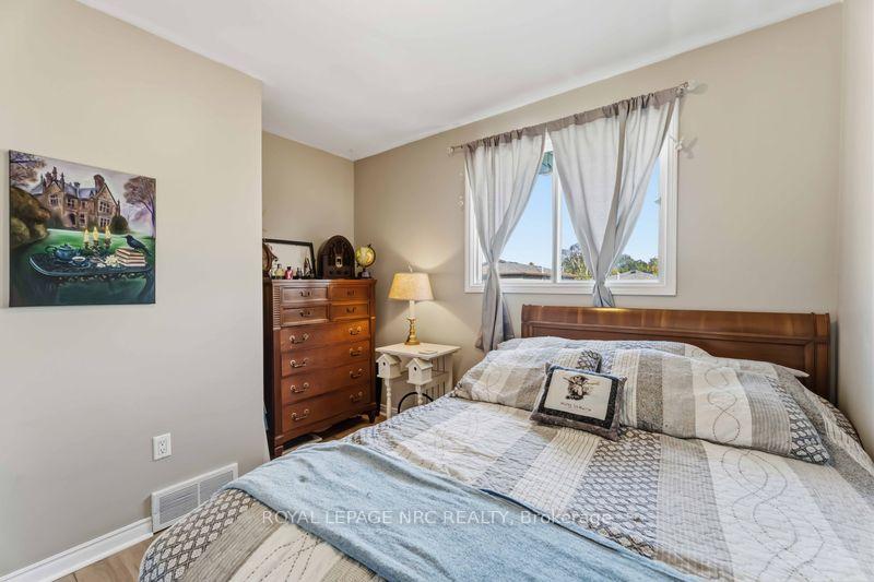 Photo 12 of 22 Jennifer Court, Welland, Prince Charles — HOMEH