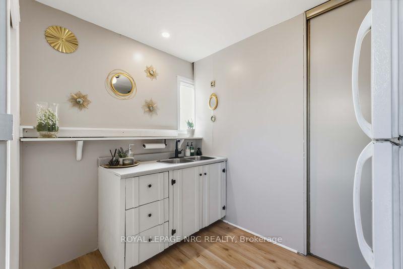 Photo 17 of 22 Jennifer Court, Welland, Prince Charles — HOMEH