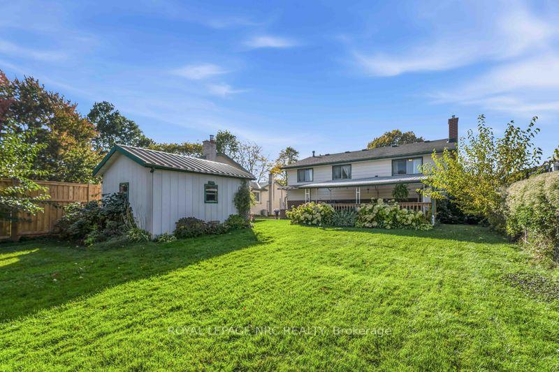 Photo 21 of 22 Jennifer Court, Welland, Prince Charles — HOMEH