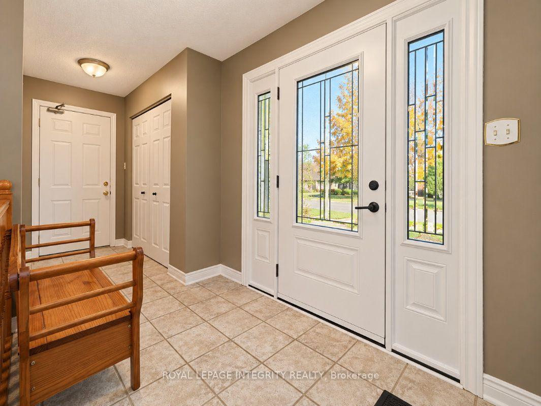 Photo 5 of 4 Mary Hill Crescent, Ottawa, Richmond — HOMEH