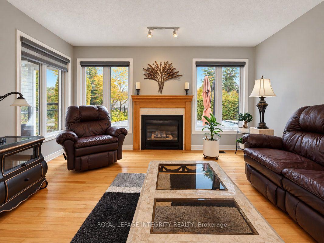 Photo 9 of 4 Mary Hill Crescent, Ottawa, Richmond — HOMEH