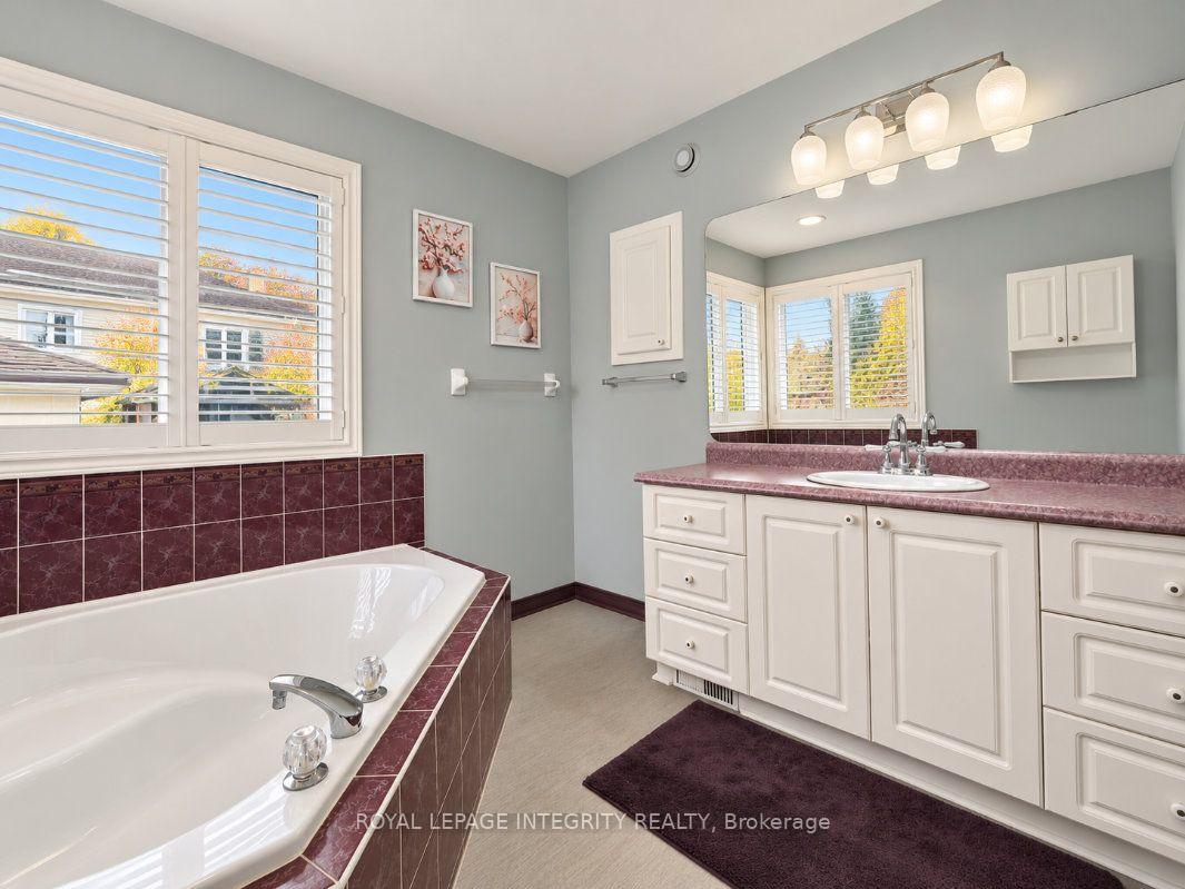 Photo 31 of 4 Mary Hill Crescent, Ottawa, Richmond — HOMEH