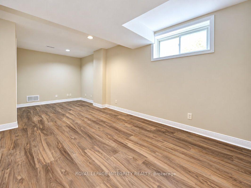 Photo 35 of 4 Mary Hill Crescent, Ottawa, Richmond — HOMEH