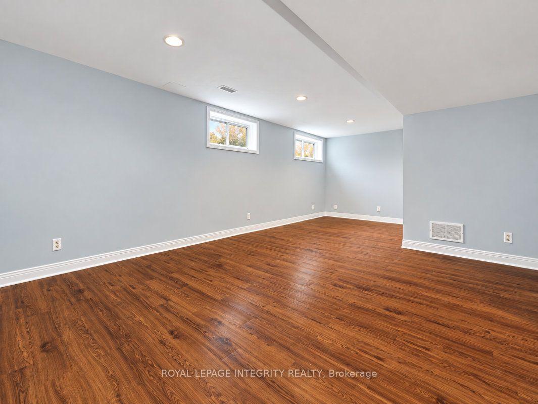 Photo 40 of 4 Mary Hill Crescent, Ottawa, Richmond — HOMEH