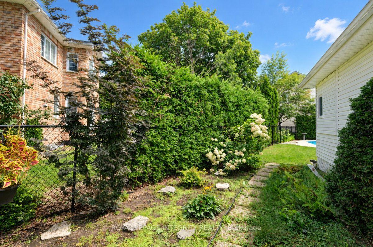 Photo 50 of 4 Mary Hill Crescent, Ottawa, Richmond — HOMEH
