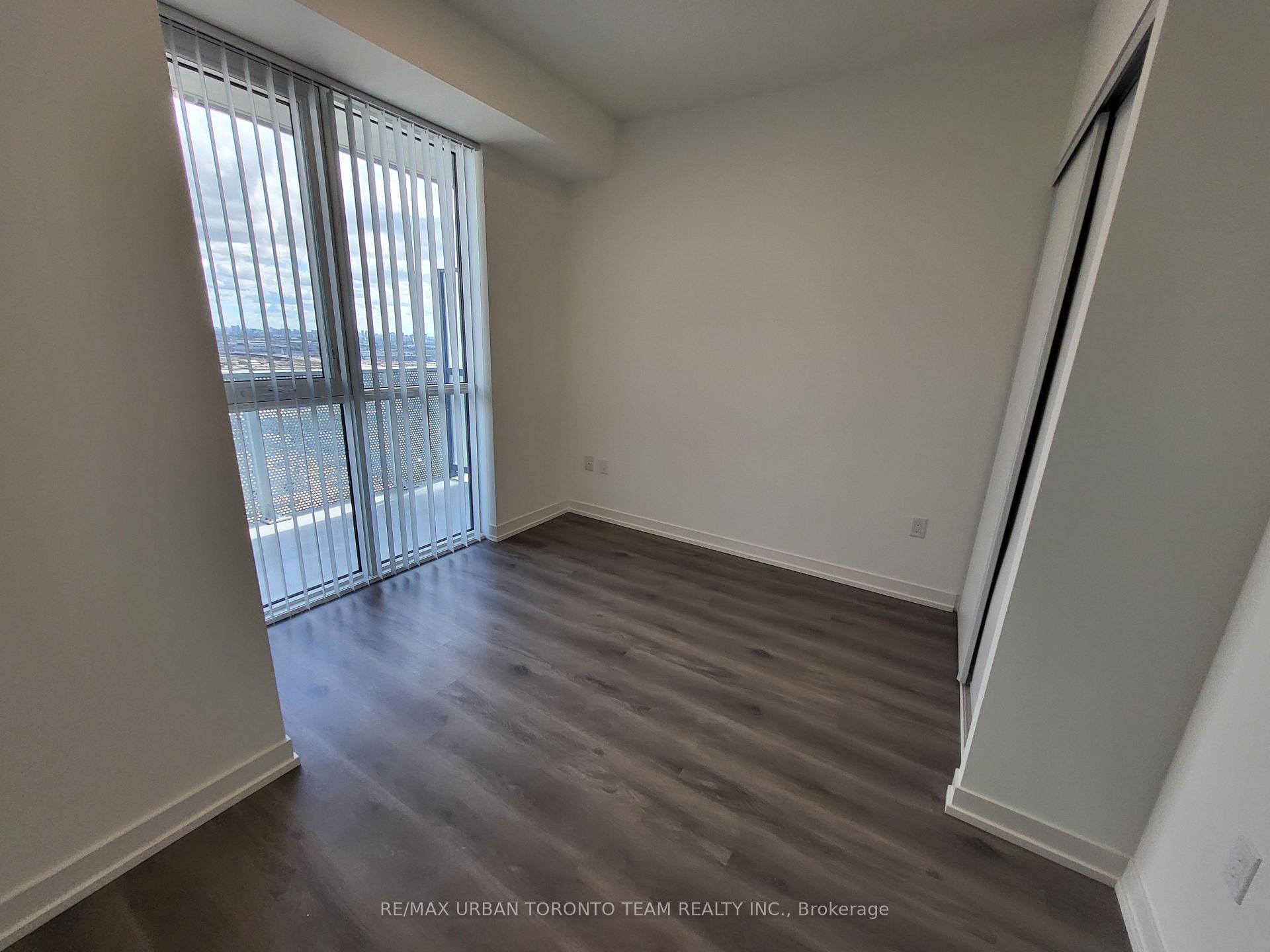Photo 6 of Unit 3907, 28 Interchange Way, Vaughan, Vaughan Corporate Centre — HOMEH