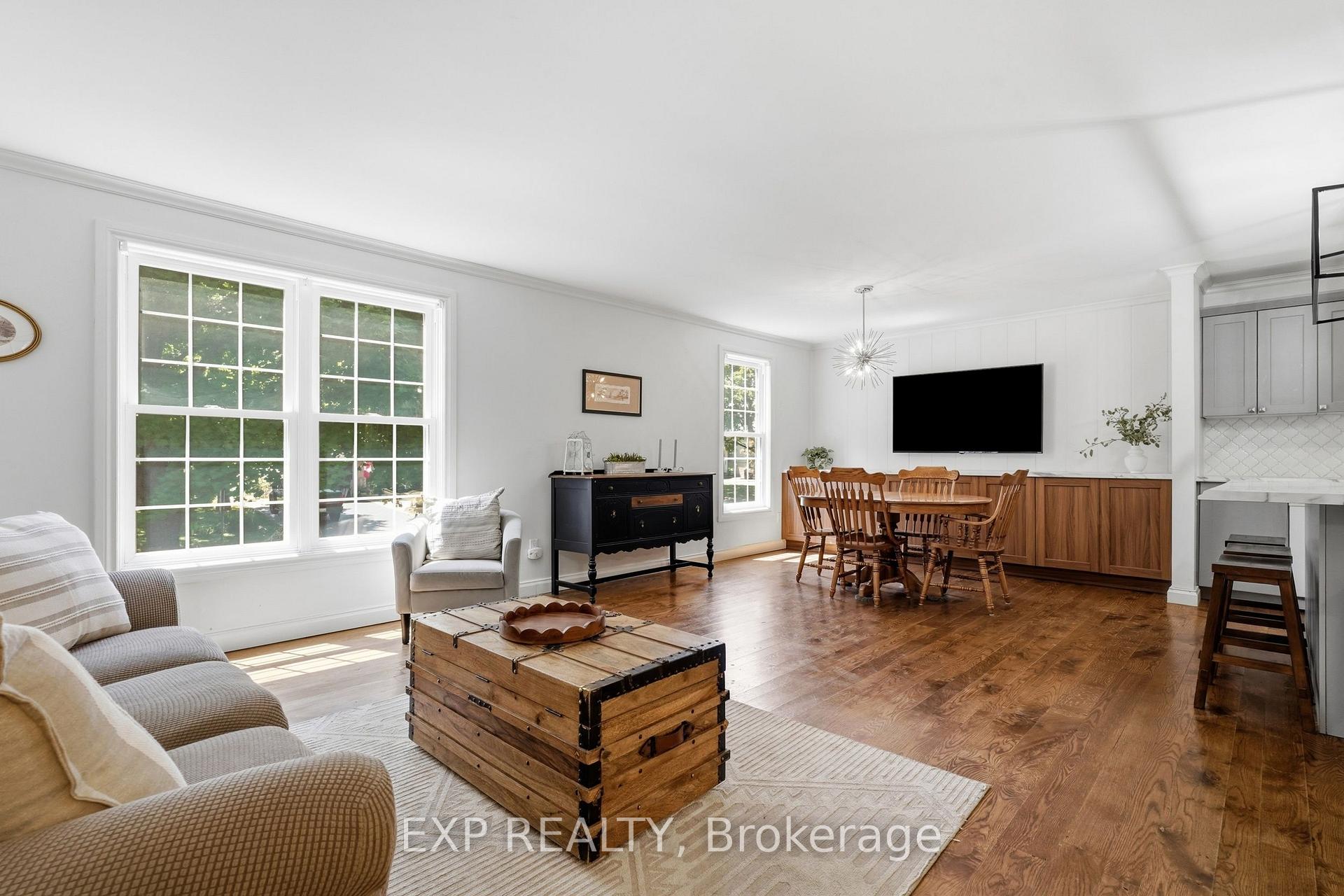 Photo 7 of 72 Crestlynn Crescent, Norfolk, Simcoe — HOMEH