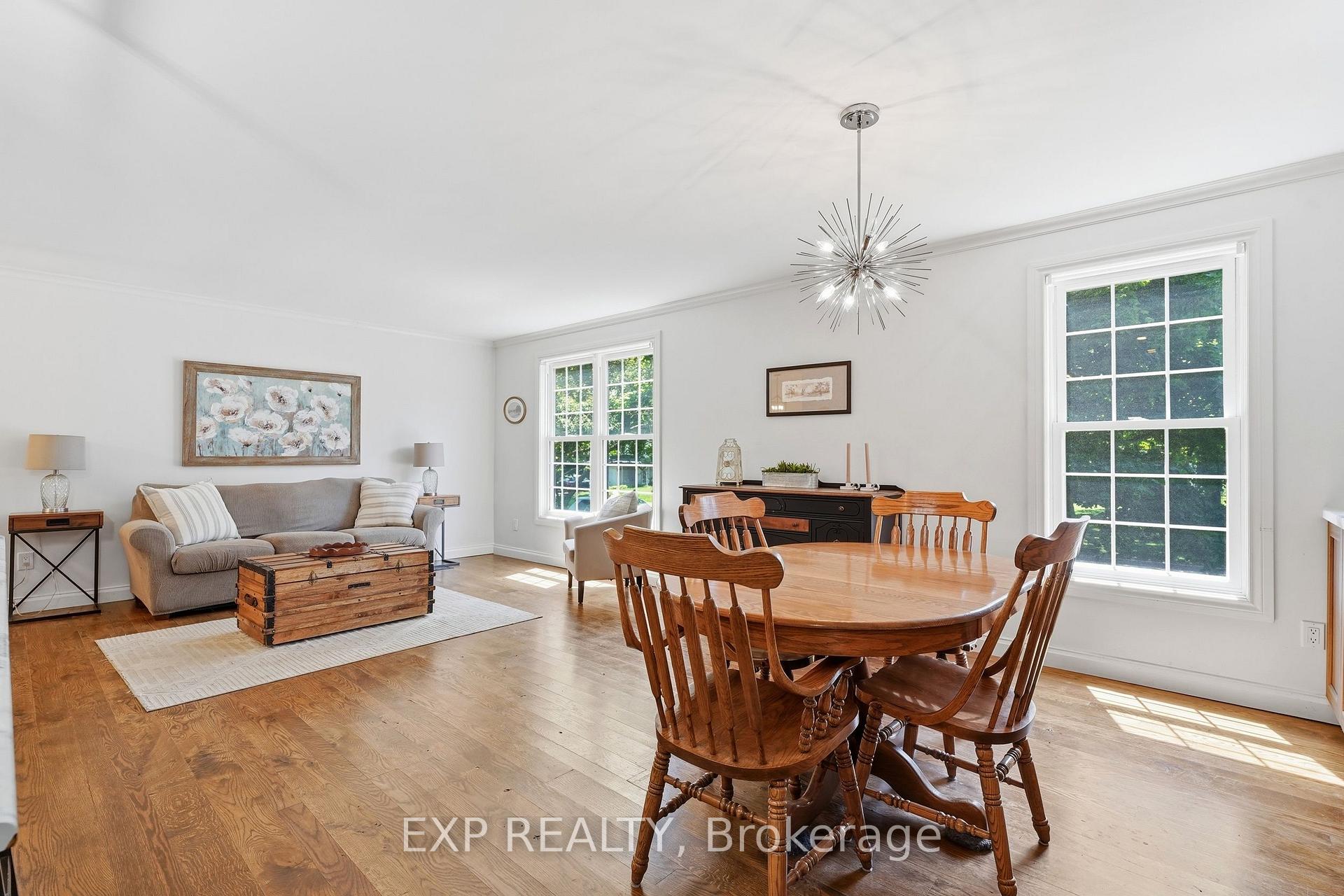 Photo 9 of 72 Crestlynn Crescent, Norfolk, Simcoe — HOMEH
