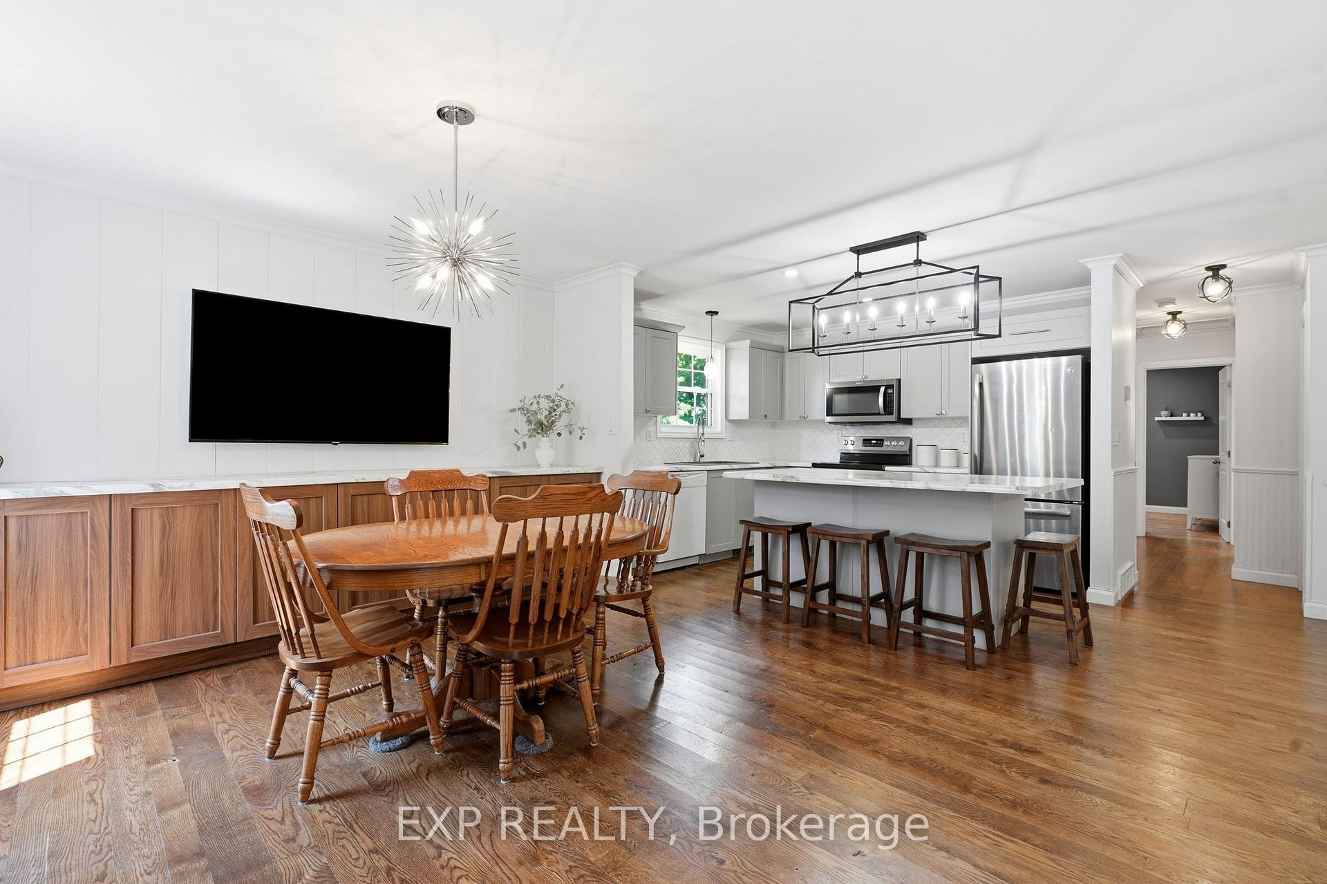 Photo 11 of 72 Crestlynn Crescent, Norfolk, Simcoe — HOMEH