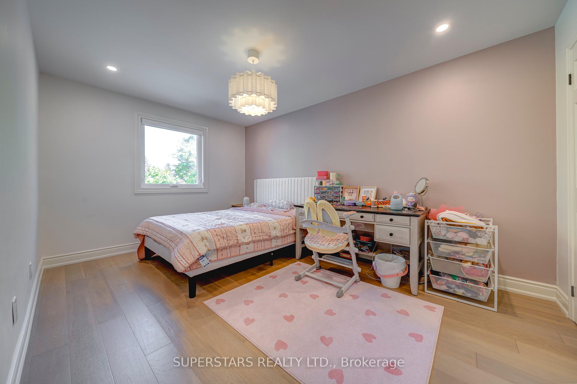 Photo 19 of 29 Barlow Road, Markham, Unionville — HOMEH