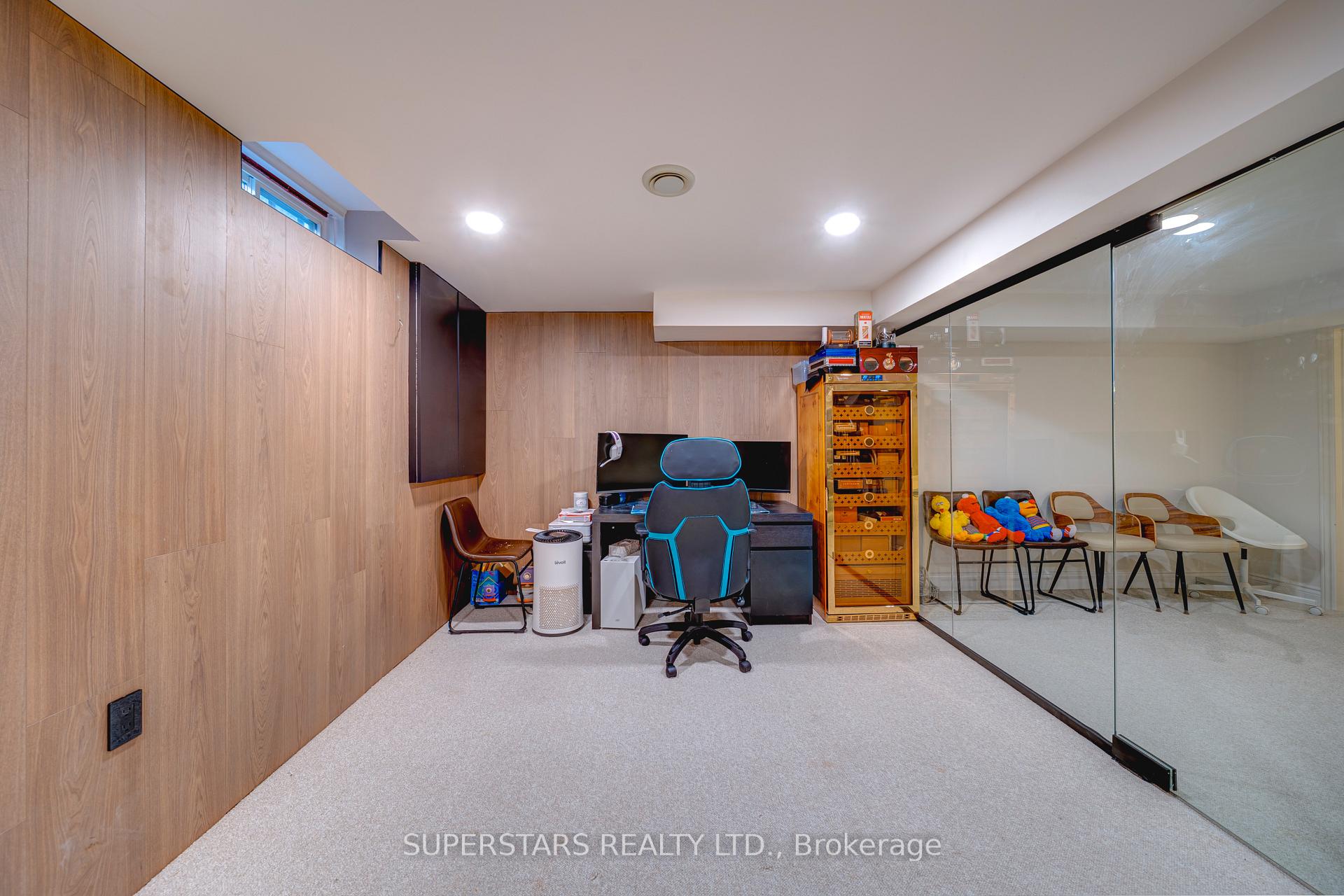 Photo 27 of 29 Barlow Road, Markham, Unionville — HOMEH