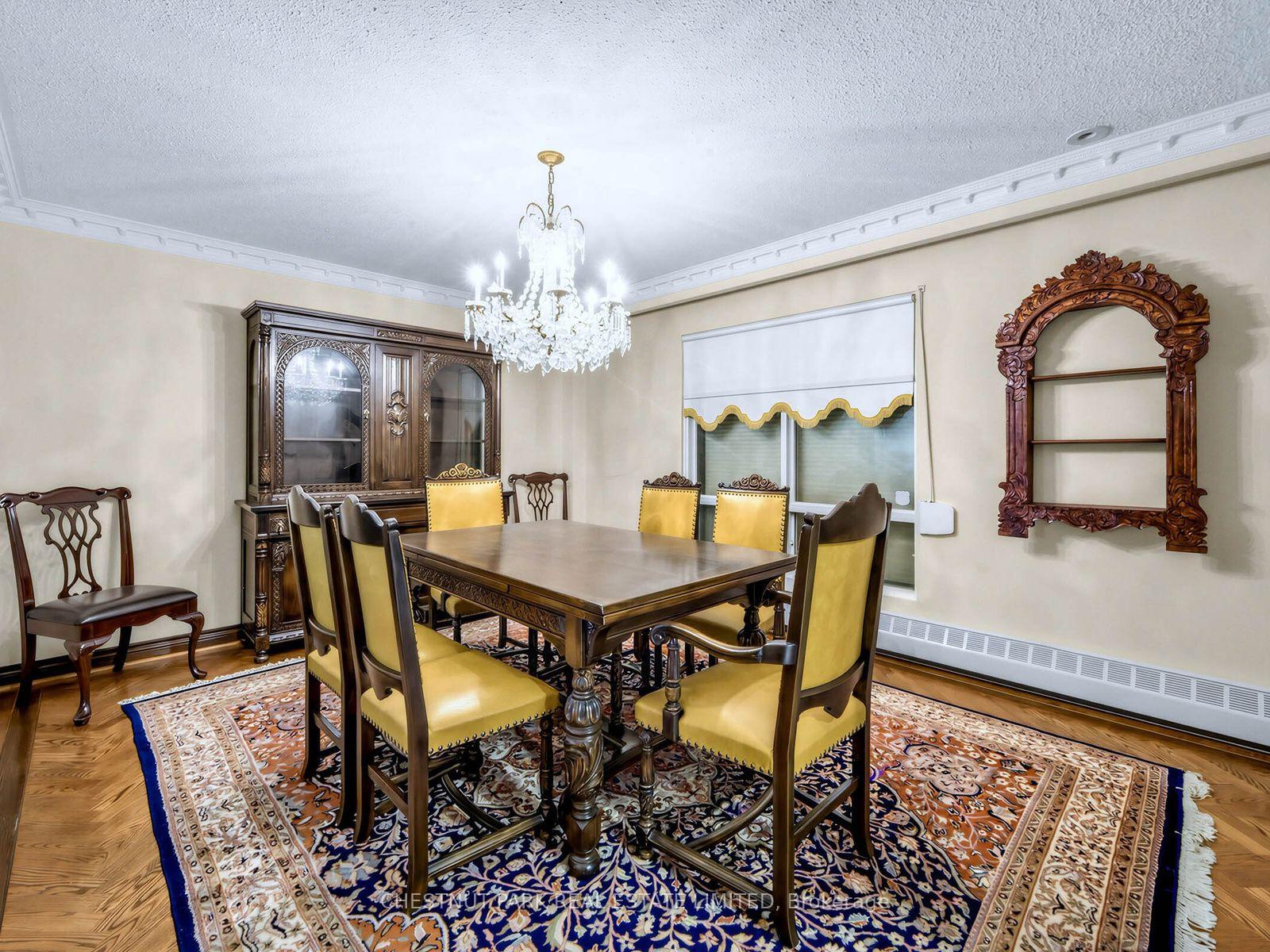 Photo 13 of 59 Chipstead Road, North York, Banbury-Don Mills — HOMEH
