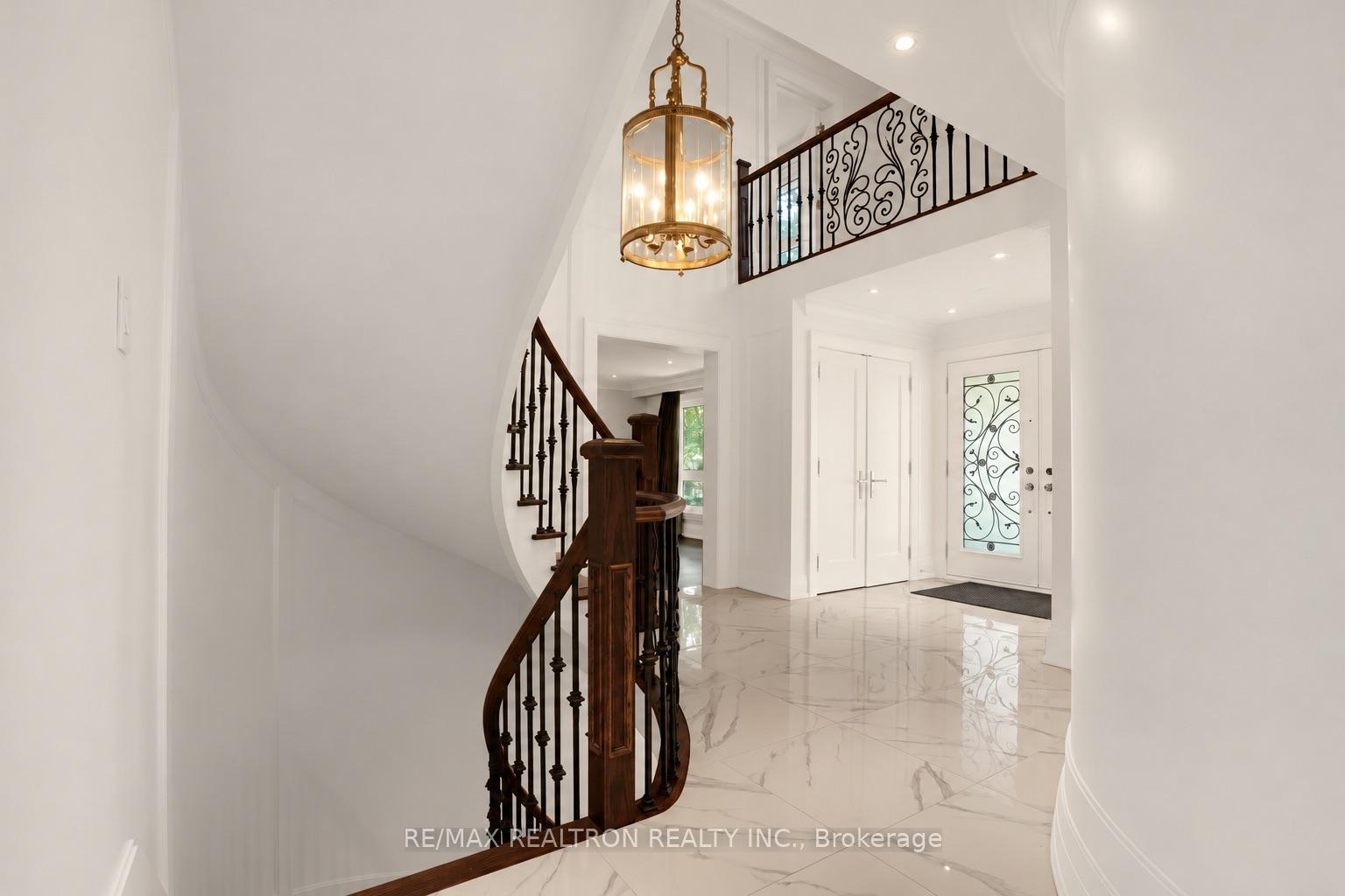 Photo 6 of 16 Sagewood Drive, North York, Banbury-Don Mills — HOMEH