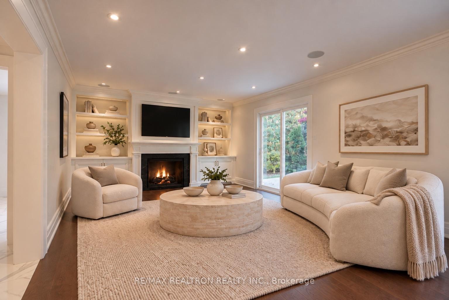 Photo 18 of 16 Sagewood Drive, North York, Banbury-Don Mills — HOMEH