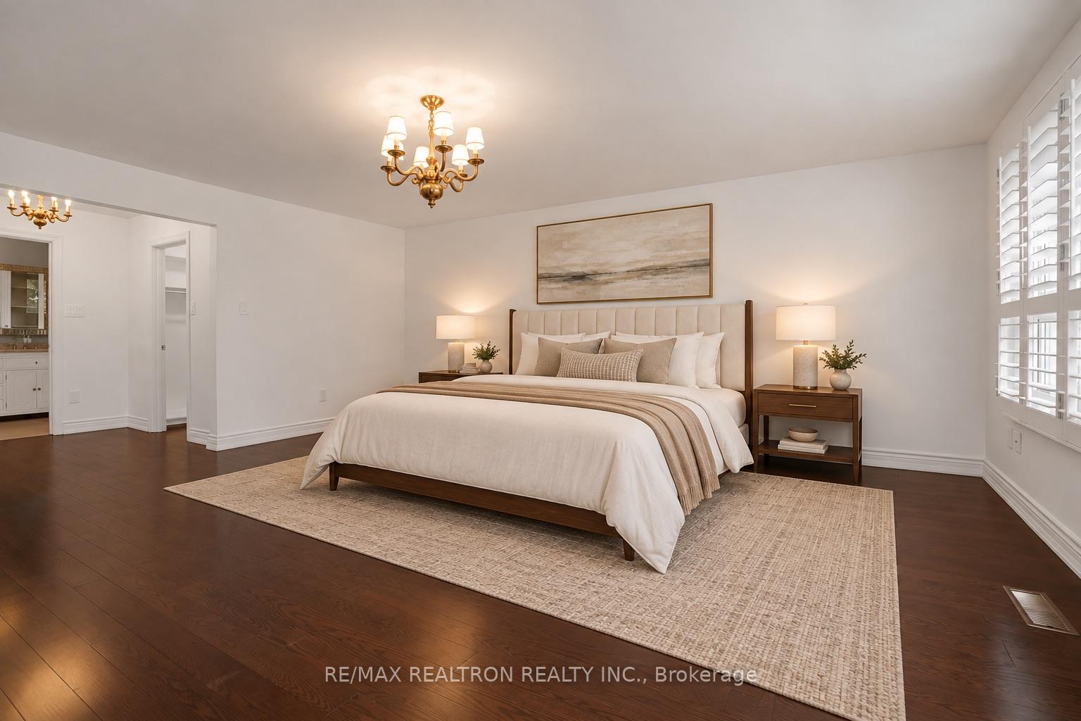 Photo 25 of 16 Sagewood Drive, North York, Banbury-Don Mills — HOMEH