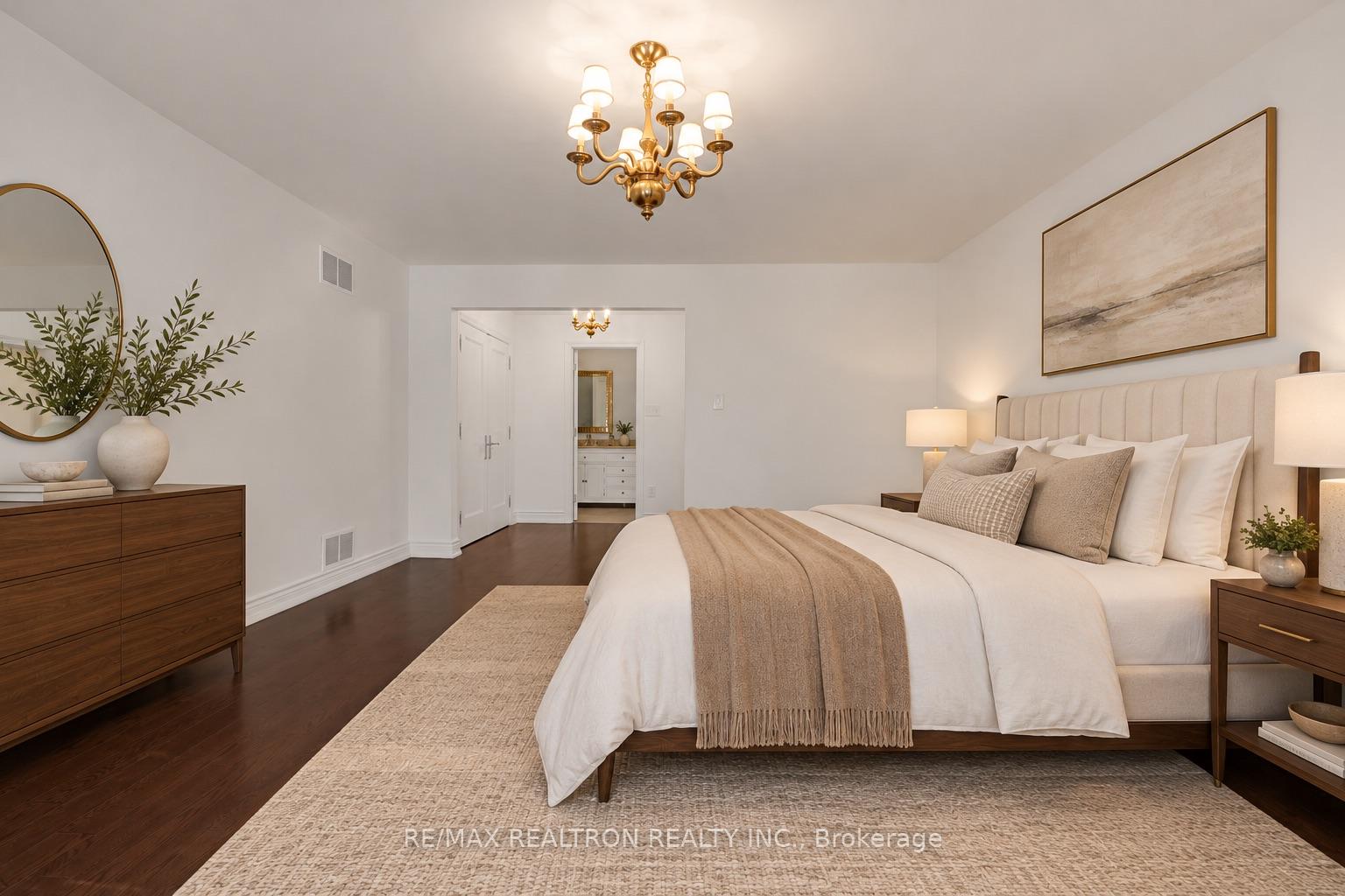 Photo 27 of 16 Sagewood Drive, North York, Banbury-Don Mills — HOMEH