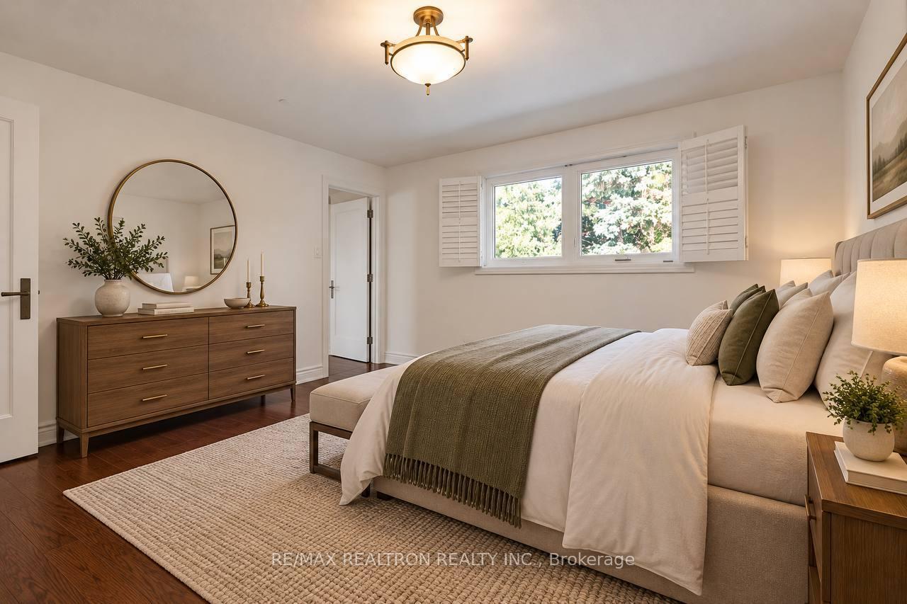 Photo 35 of 16 Sagewood Drive, North York, Banbury-Don Mills — HOMEH