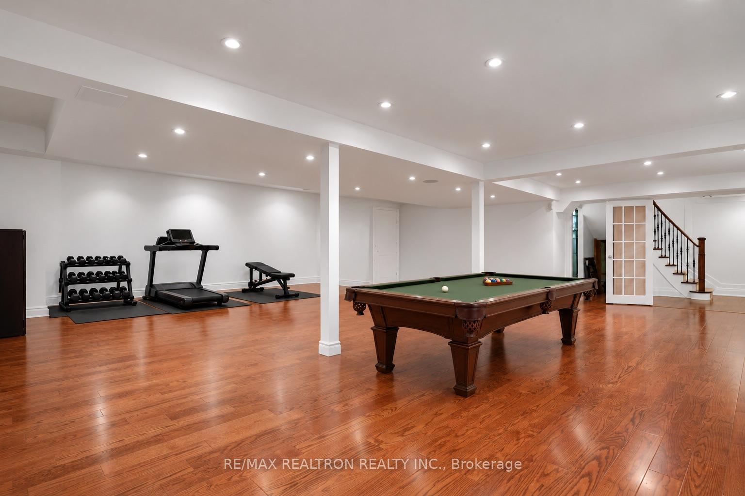 Photo 44 of 16 Sagewood Drive, North York, Banbury-Don Mills — HOMEH