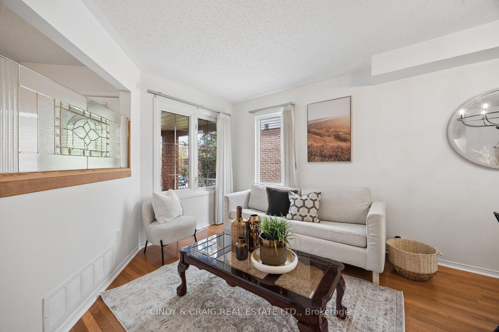 Photo 2 of 25 Mallory Street, Clarington, Courtice — HOMEH