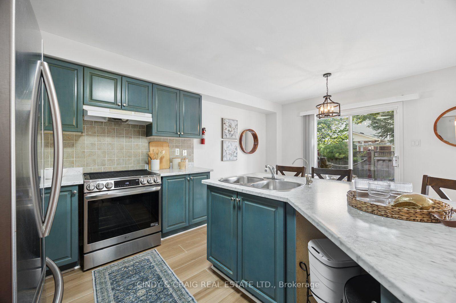 Photo 7 of 25 Mallory Street, Clarington, Courtice — HOMEH