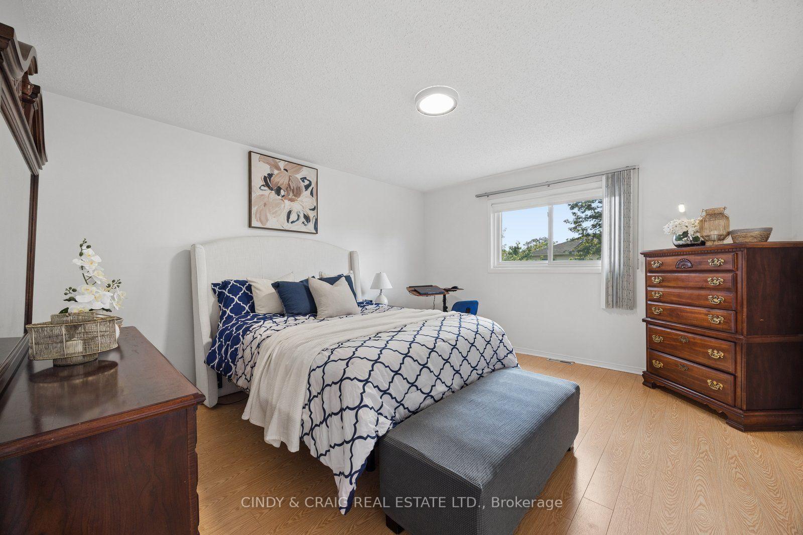 Photo 11 of 25 Mallory Street, Clarington, Courtice — HOMEH
