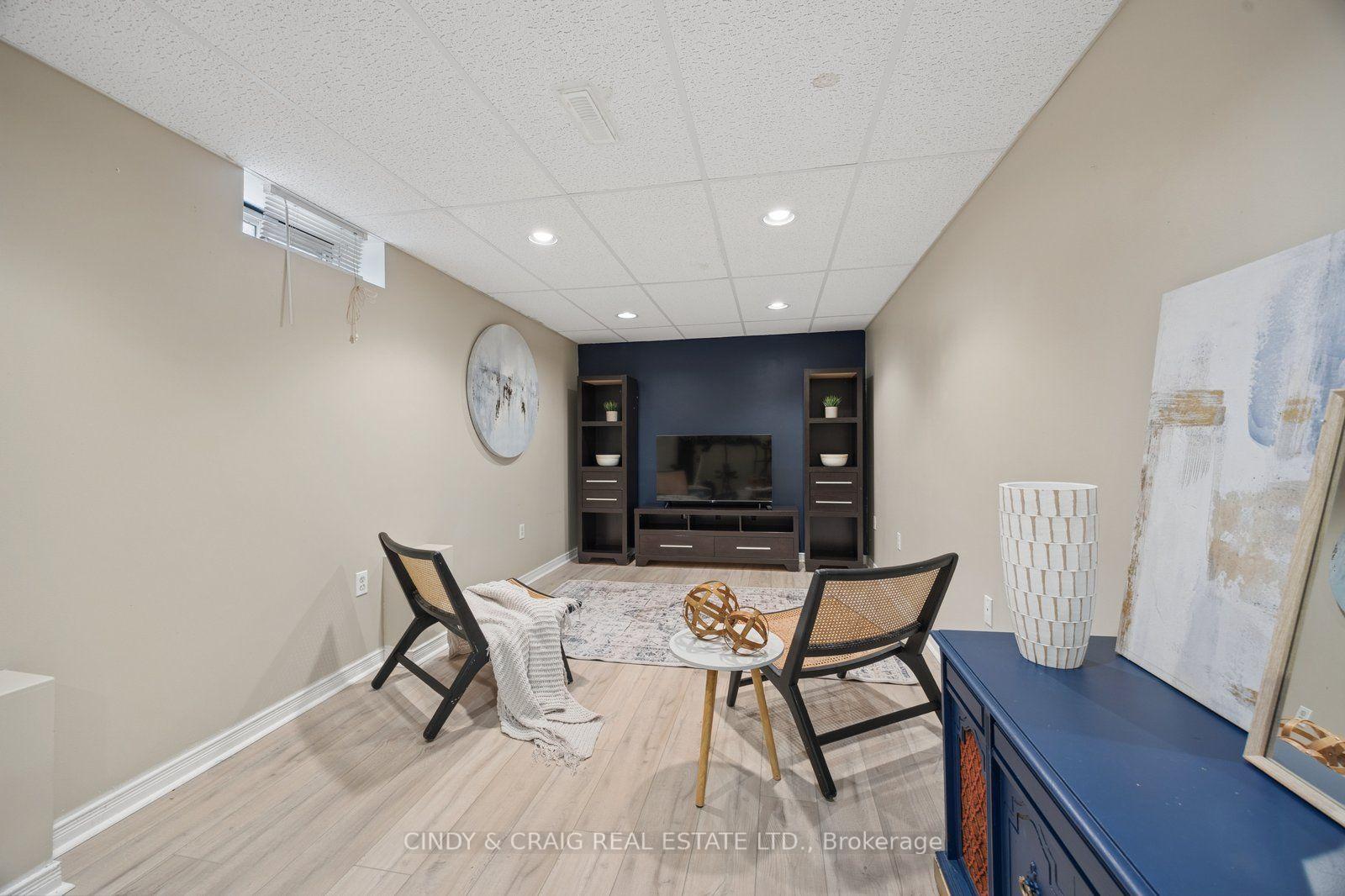 Photo 16 of 25 Mallory Street, Clarington, Courtice — HOMEH
