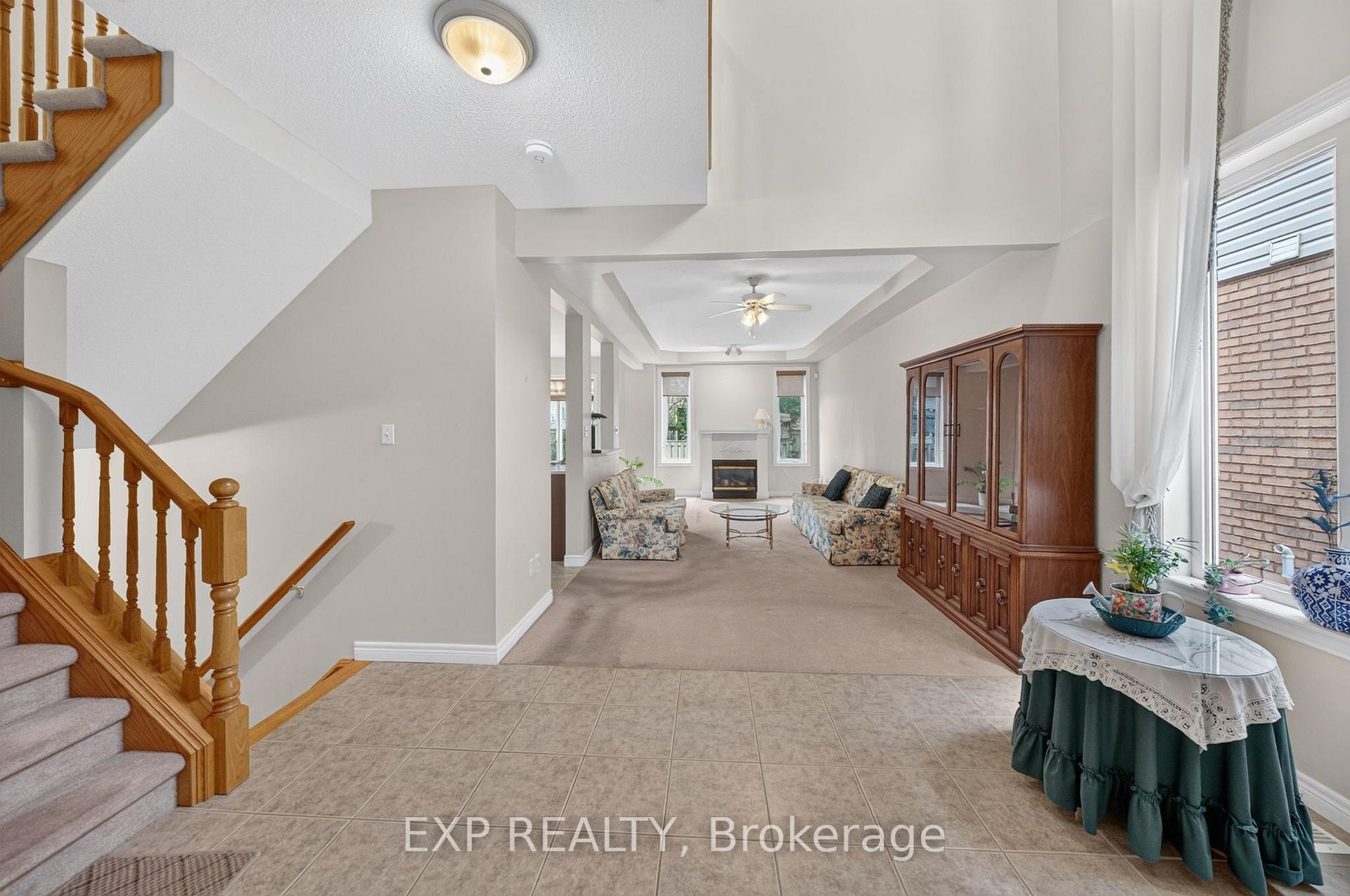 Photo 8 of 5281 Picketts Way, Burlington, Orchard — HOMEH