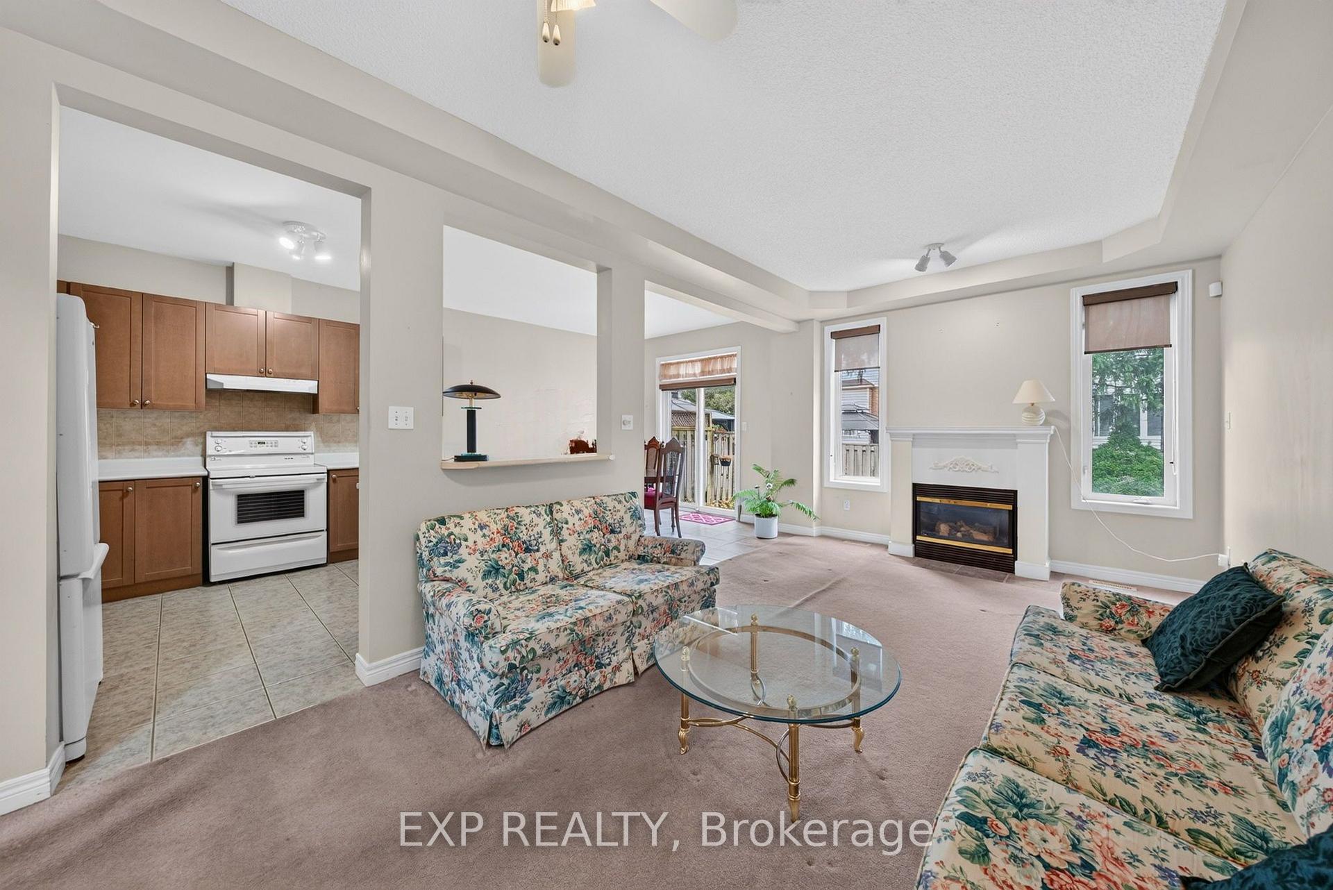 Photo 10 of 5281 Picketts Way, Burlington, Orchard — HOMEH
