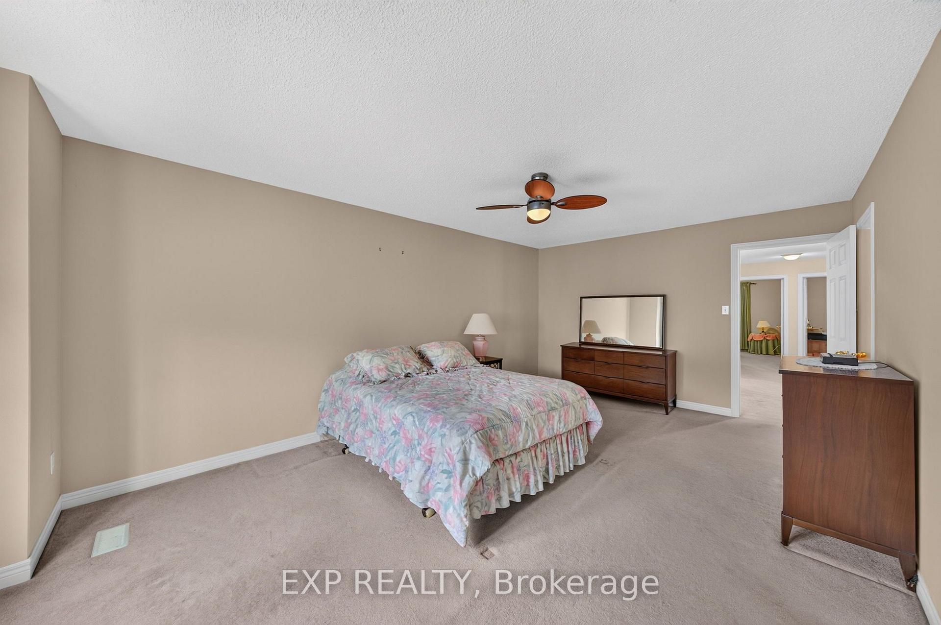 Photo 29 of 5281 Picketts Way, Burlington, Orchard — HOMEH