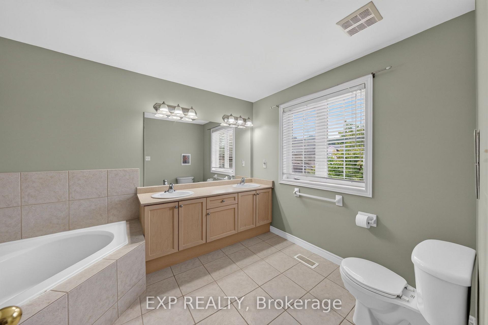 Photo 31 of 5281 Picketts Way, Burlington, Orchard — HOMEH