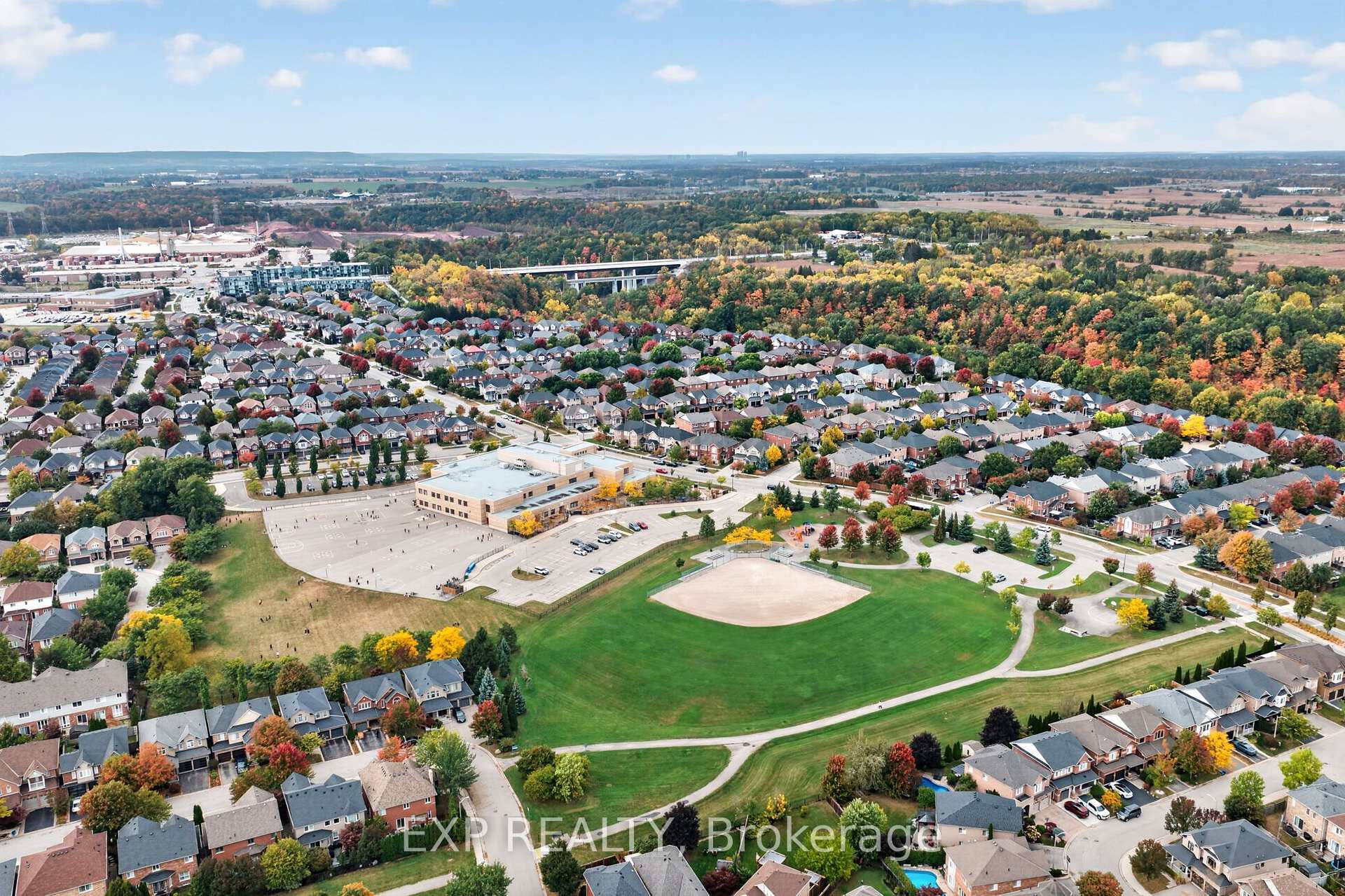 Photo 49 of 5281 Picketts Way, Burlington, Orchard — HOMEH