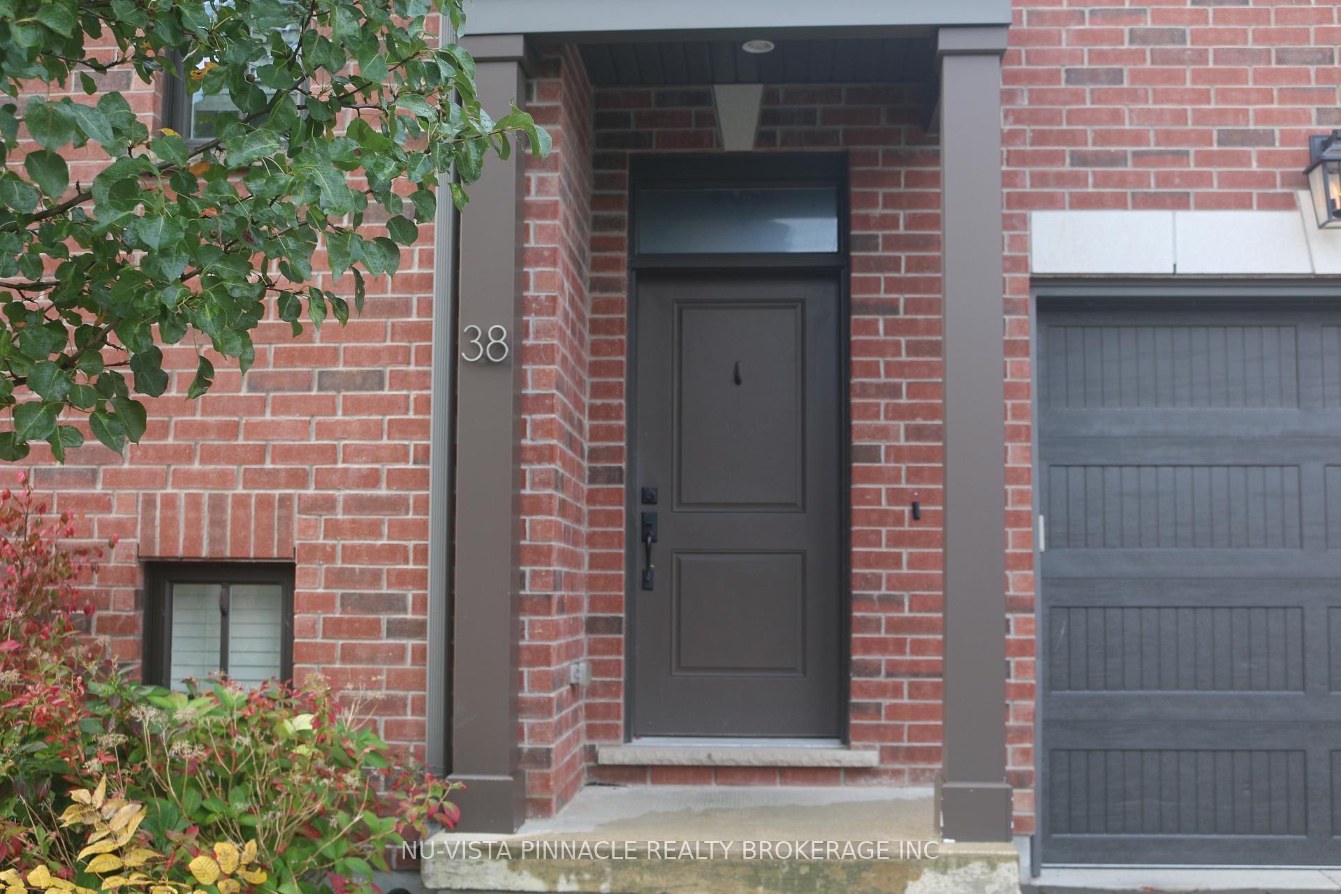 Photo 2 of Unit 38, 555 Sunningdale Road E, London, North B — HOMEH