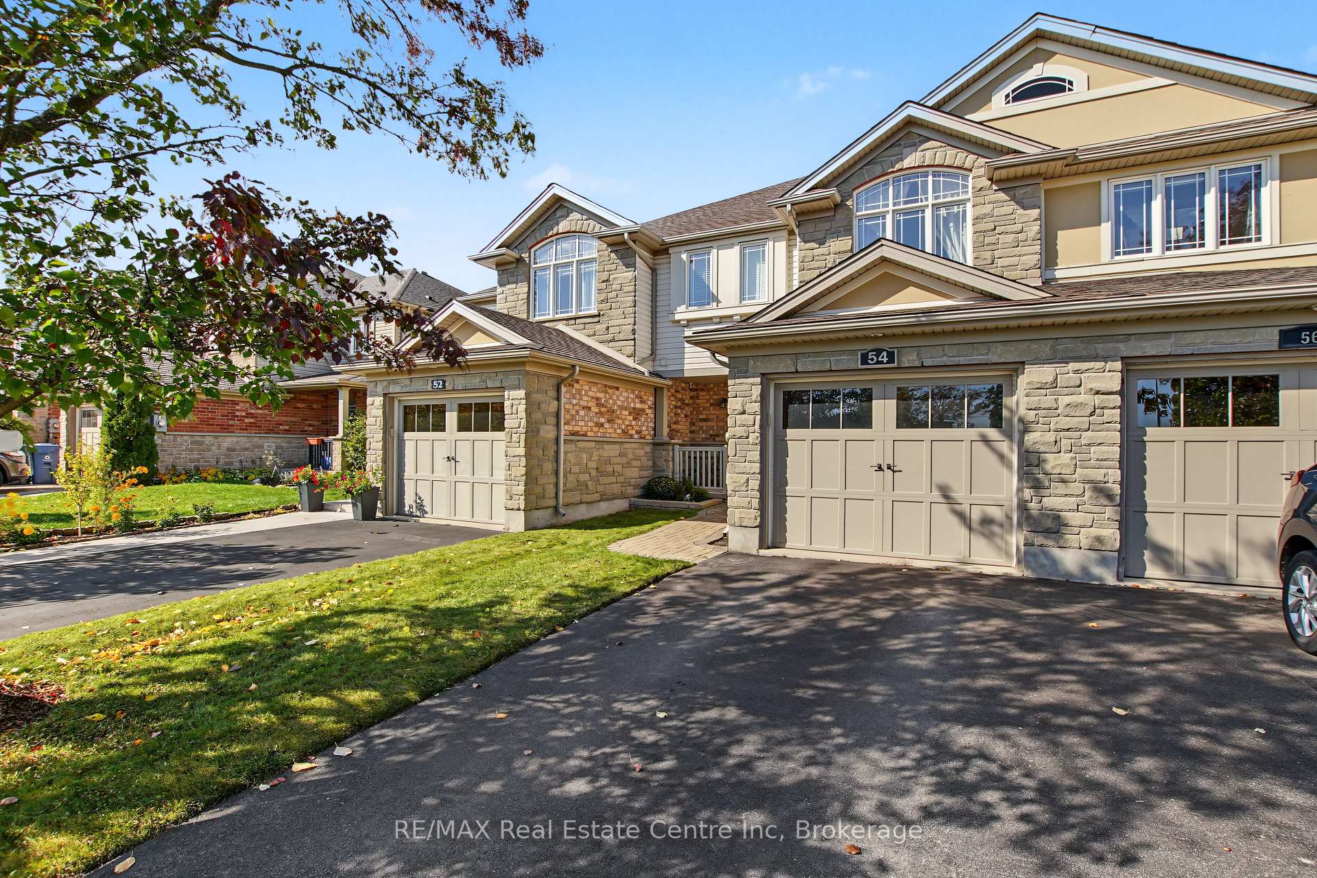 Photo 2 of 54 Wilkie Crescent, Guelph, Pineridge/Westminster Woods — HOMEH