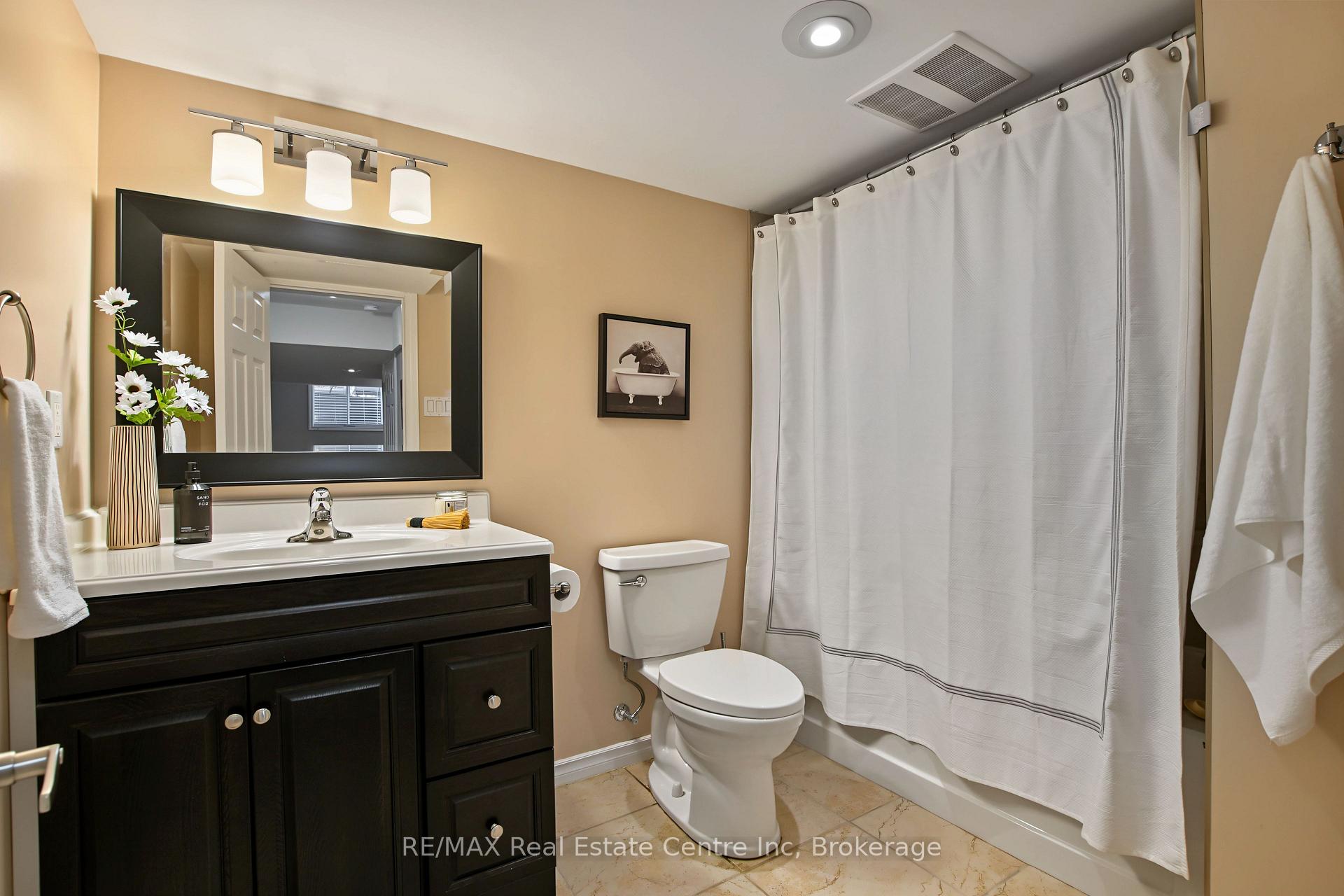 Photo 22 of 54 Wilkie Crescent, Guelph, Pineridge/Westminster Woods — HOMEH
