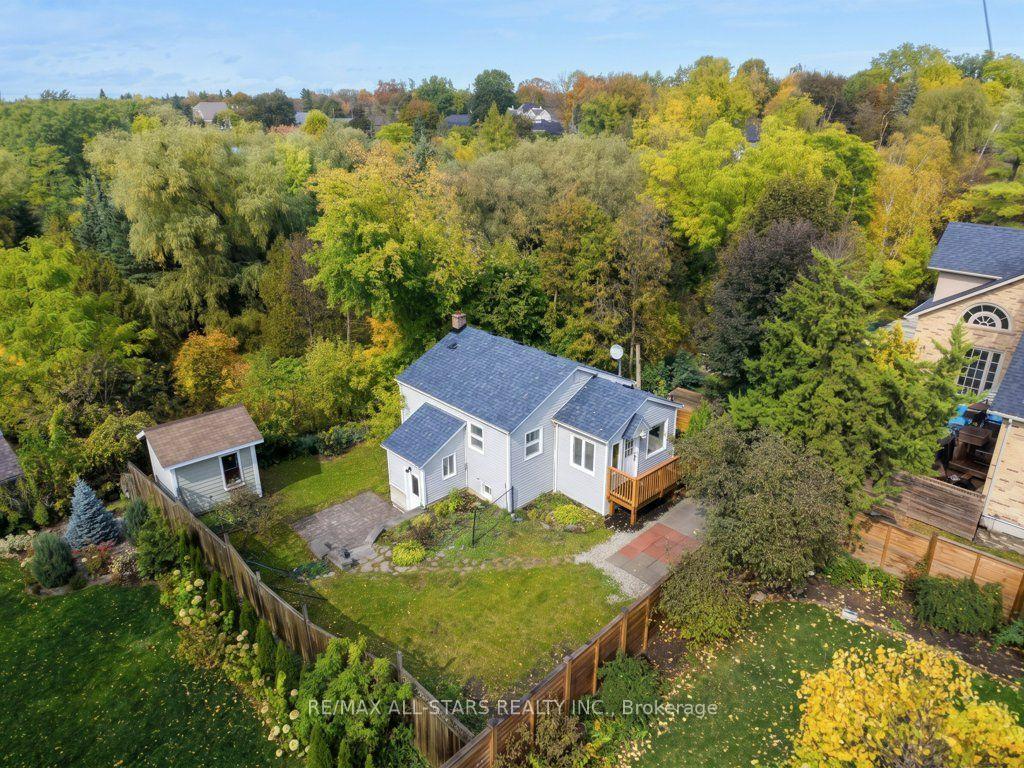 Photo 2 of 41 Mill Street, Uxbridge — HOMEH