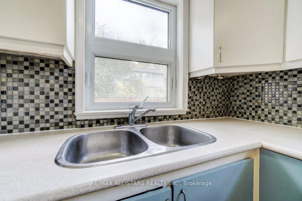 Photo 13 of 41 Mill Street, Uxbridge — HOMEH