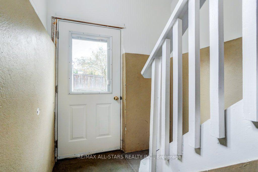 Photo 18 of 41 Mill Street, Uxbridge — HOMEH