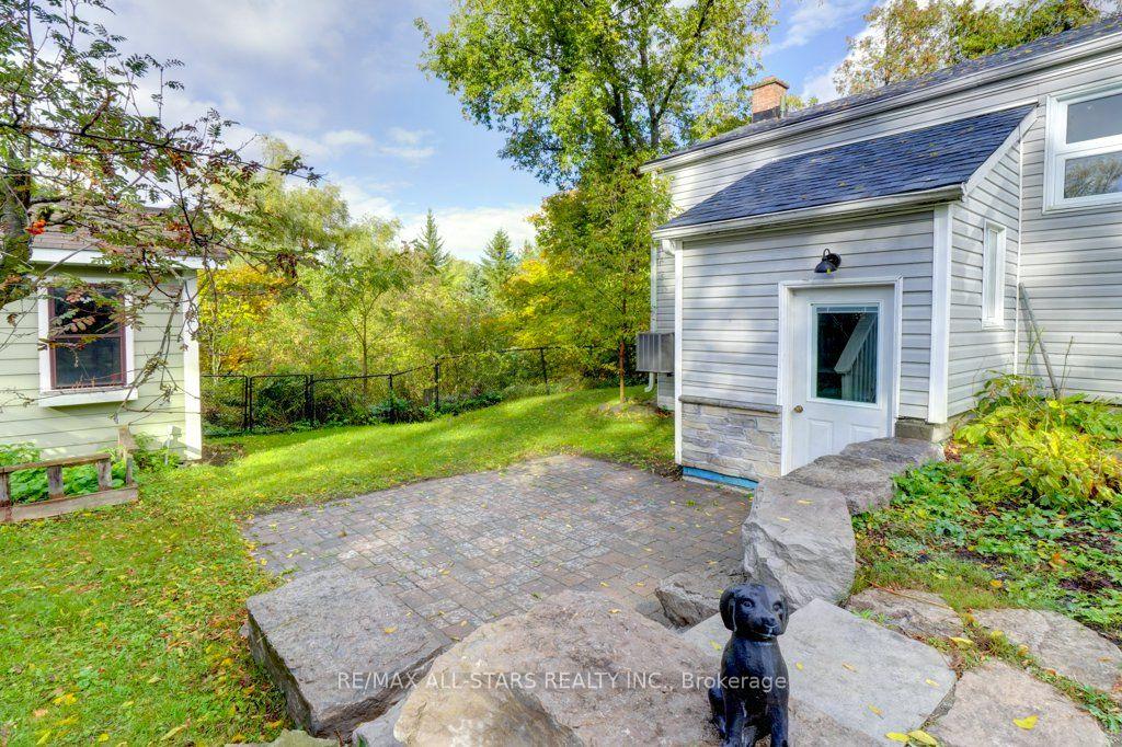 Photo 22 of 41 Mill Street, Uxbridge — HOMEH