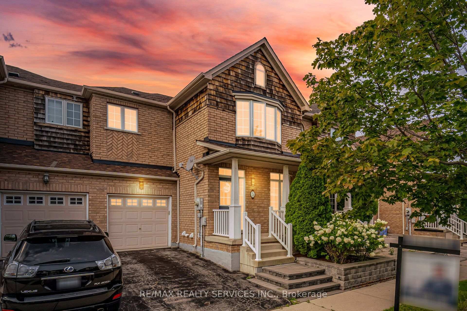 Photo of 5 Westhampton Way