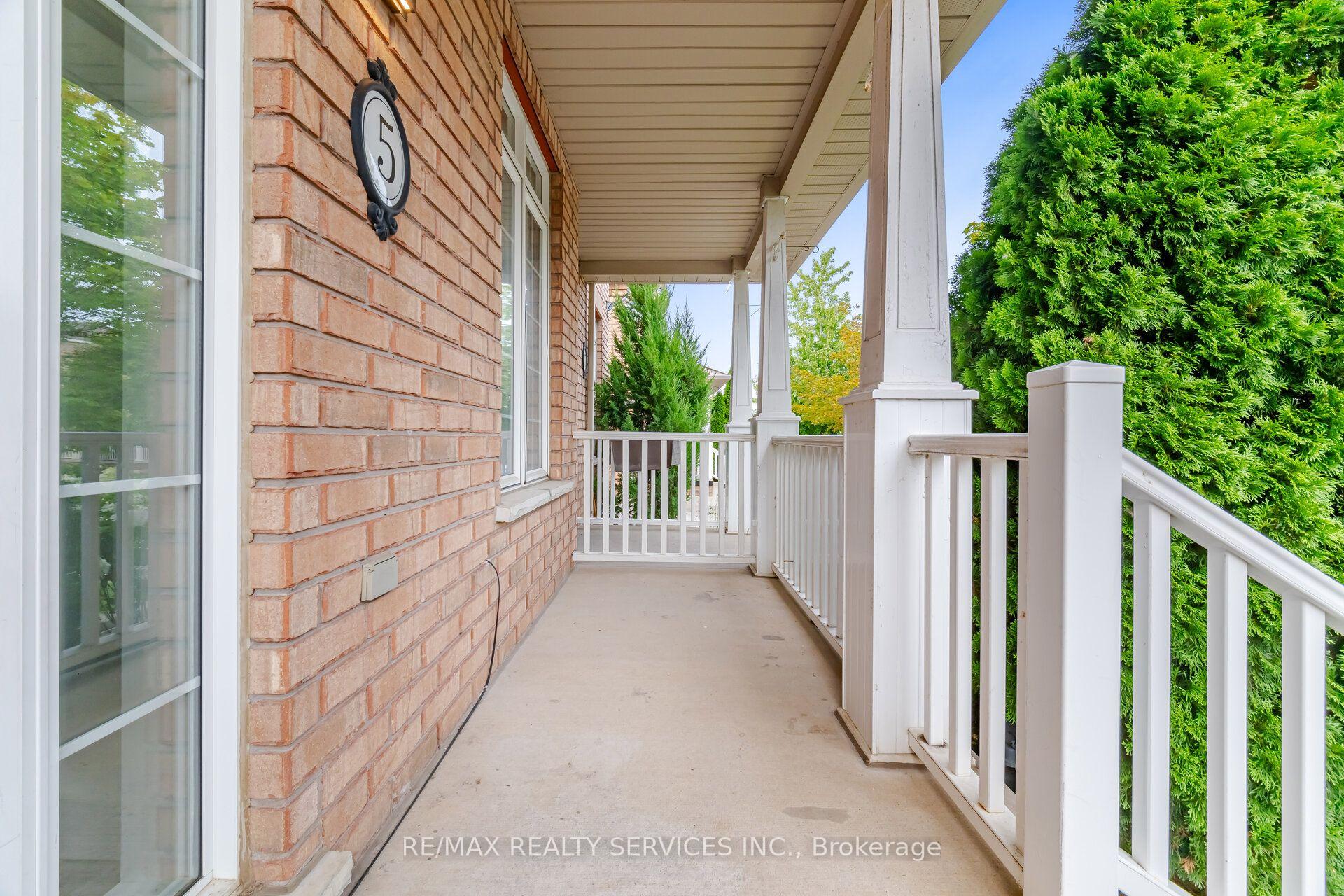 Photo 6 of 5 Westhampton Way, Hamilton, Winona Park — HOMEH