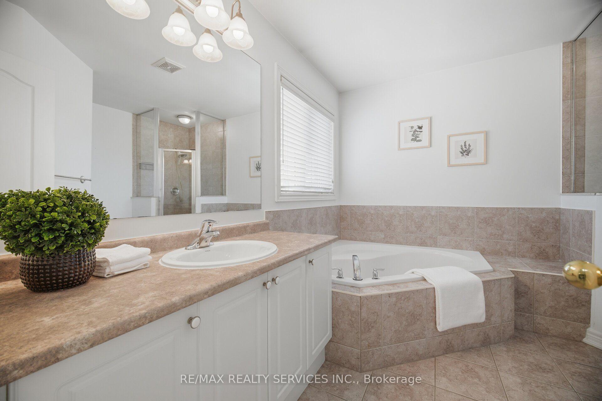 Photo 27 of 5 Westhampton Way, Hamilton, Winona Park — HOMEH