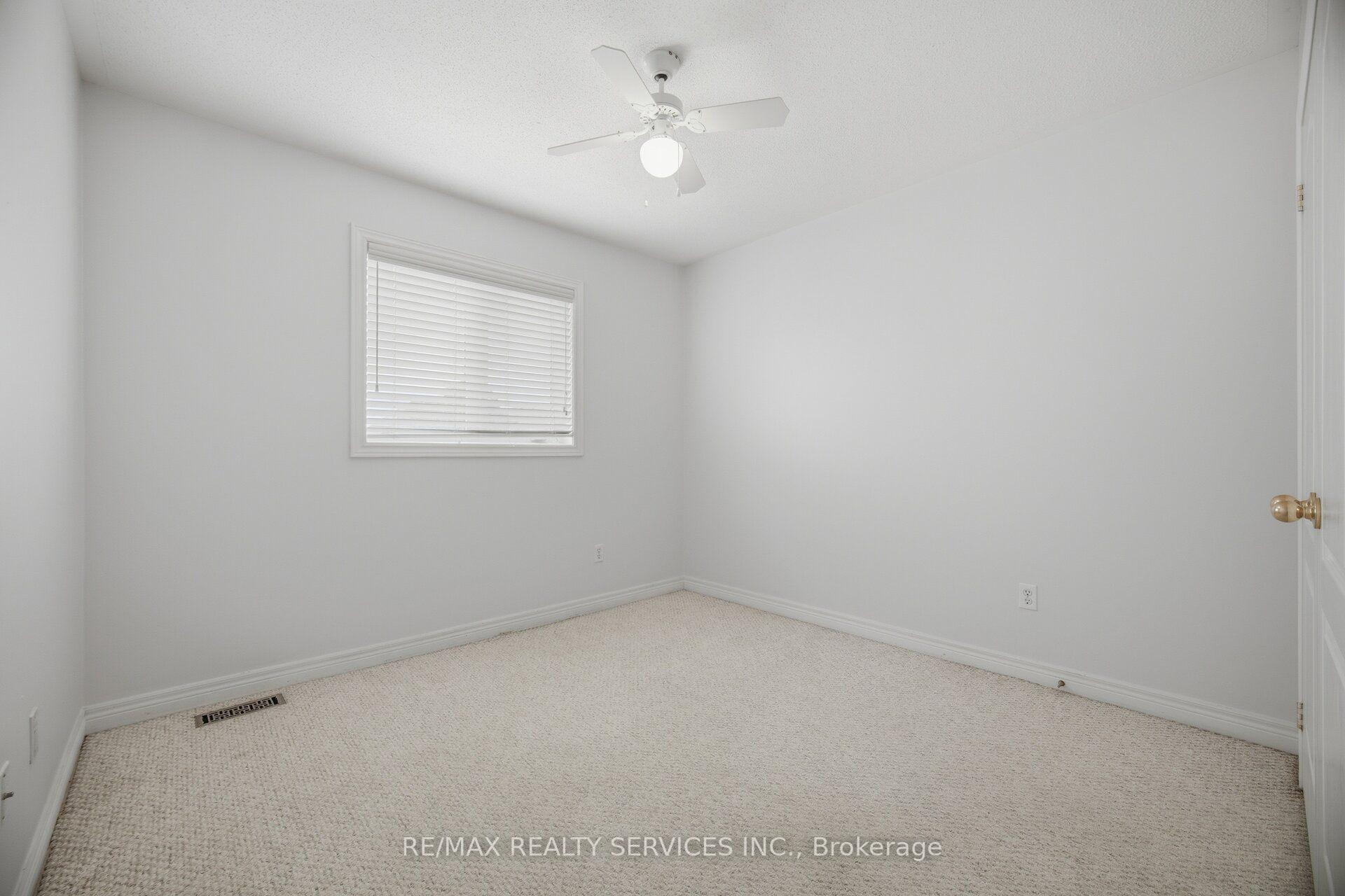 Photo 31 of 5 Westhampton Way, Hamilton, Winona Park — HOMEH