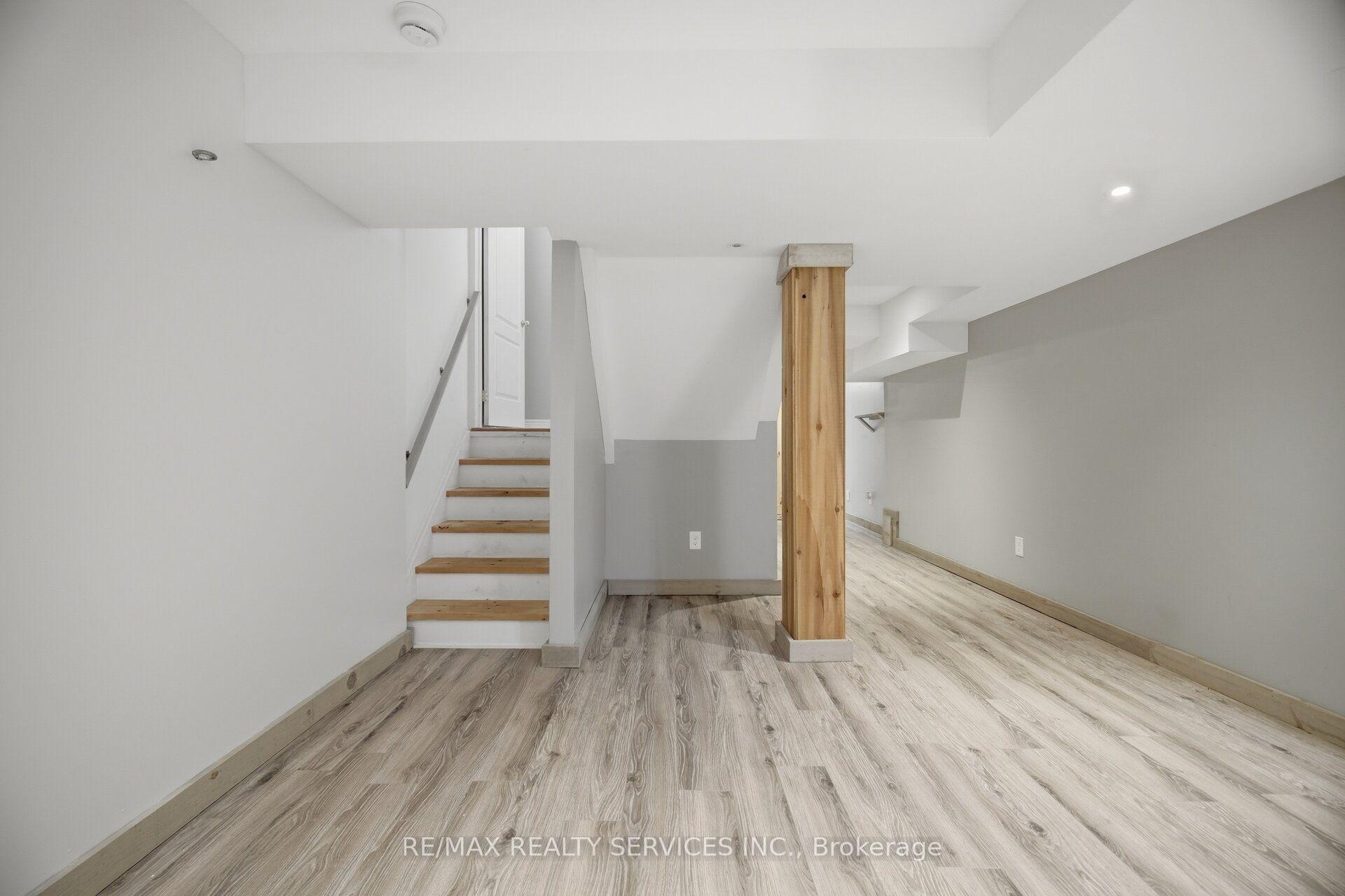 Photo 39 of 5 Westhampton Way, Hamilton, Winona Park — HOMEH