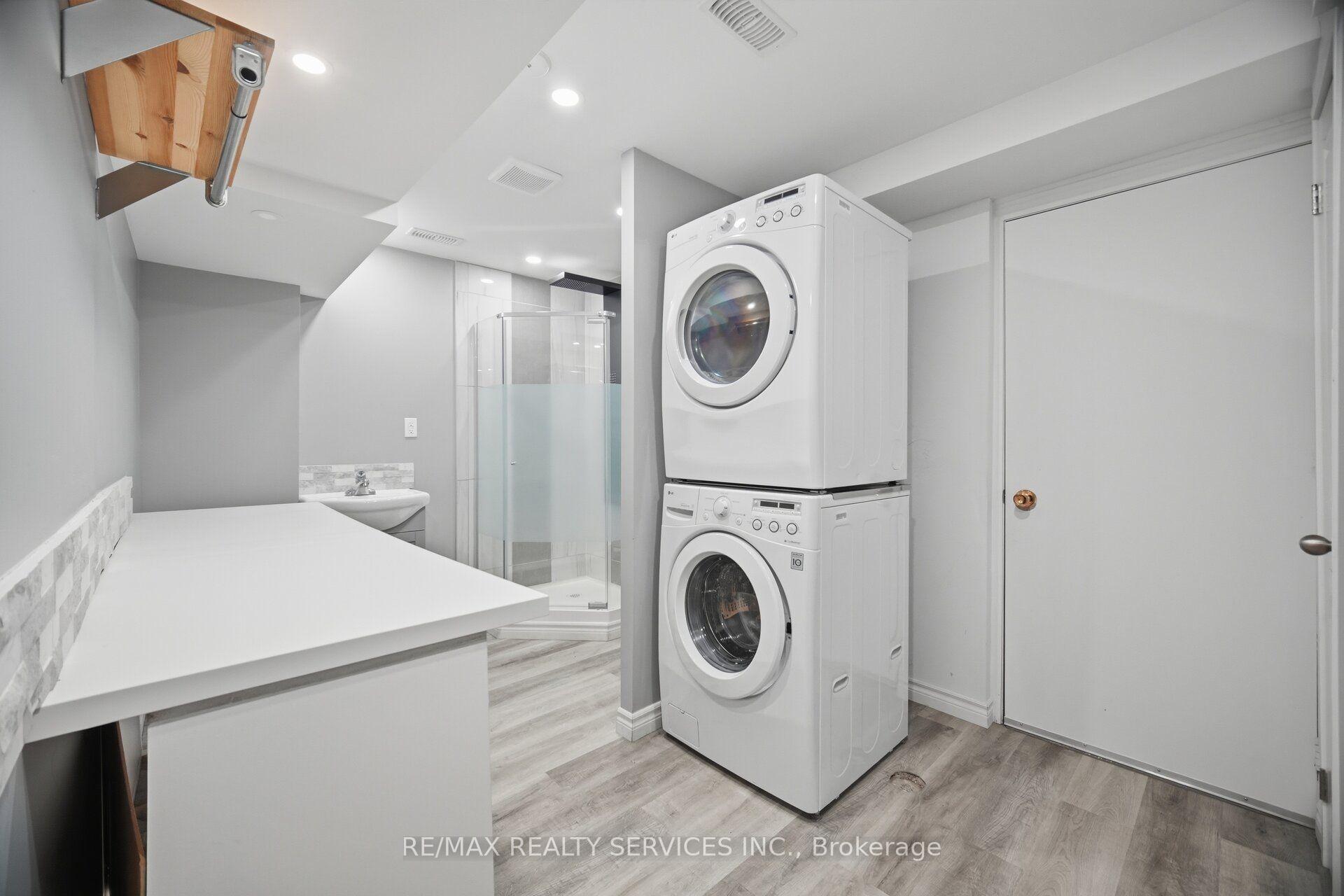 Photo 45 of 5 Westhampton Way, Hamilton, Winona Park — HOMEH