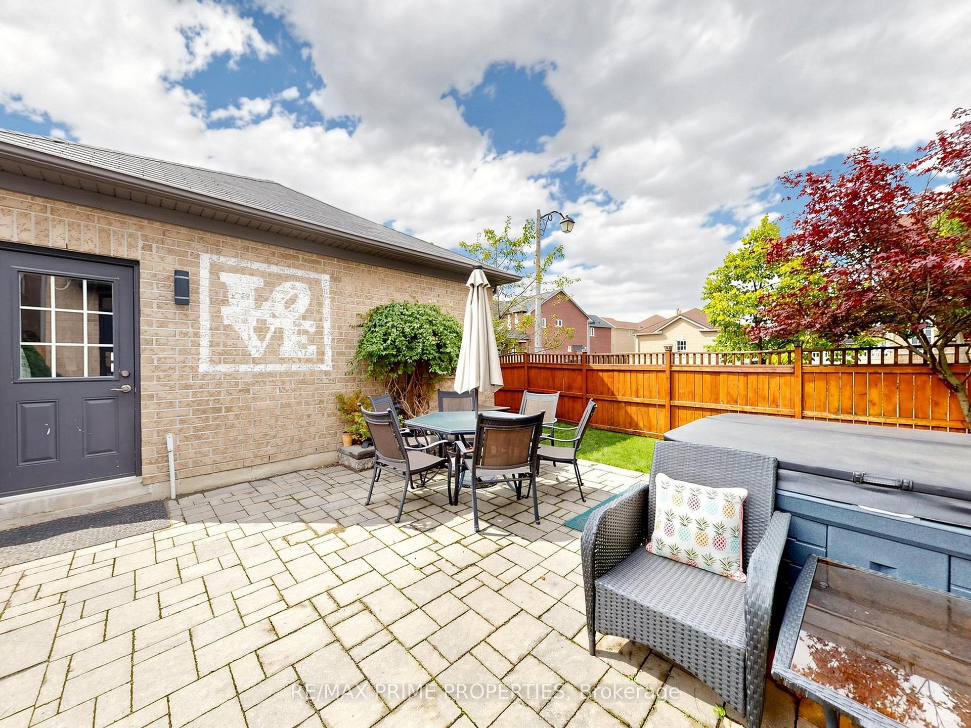 Photo 47 of 58 Autumn Glow Drive, Markham, Cornell — HOMEH