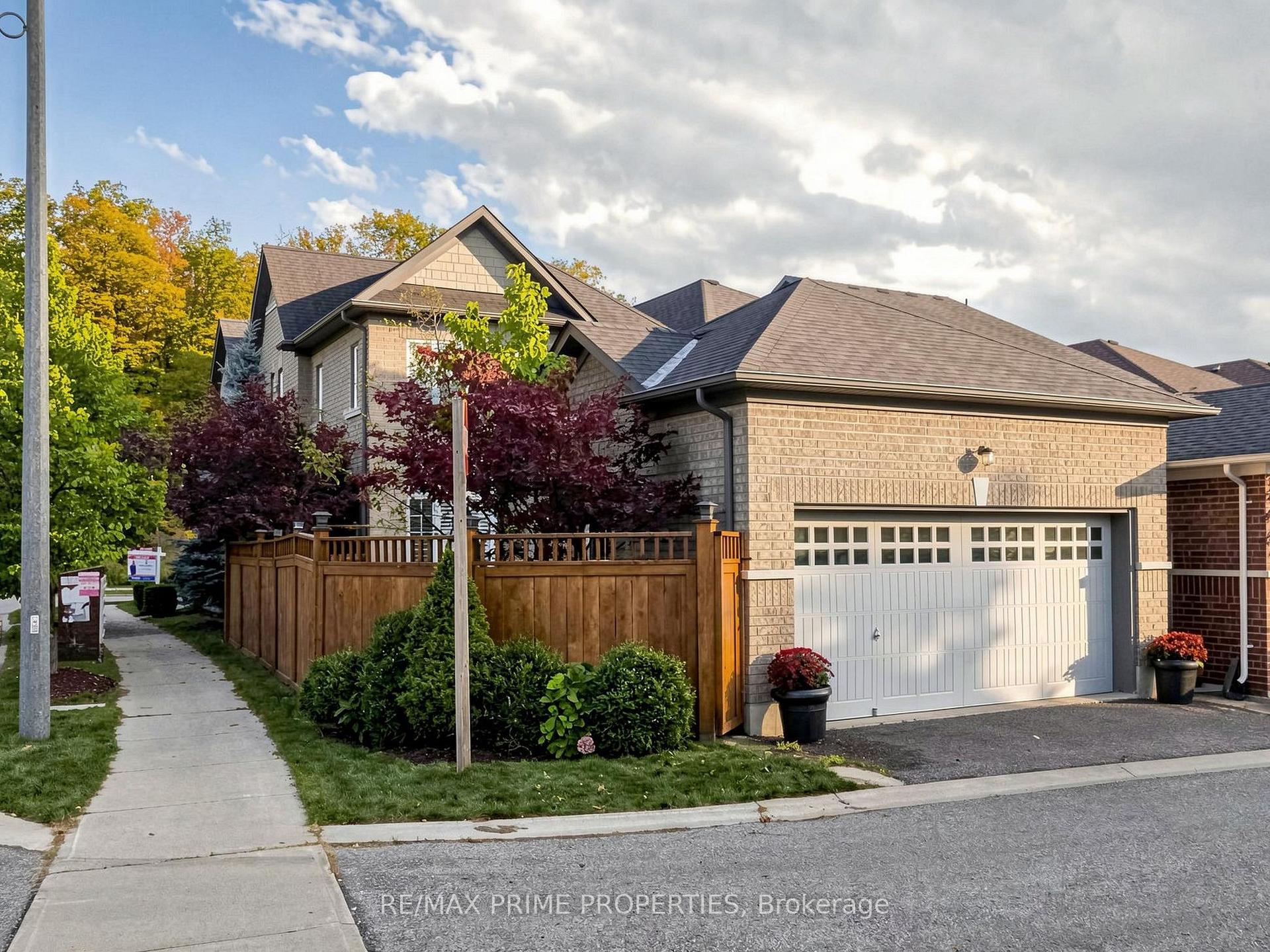 Photo 48 of 58 Autumn Glow Drive, Markham, Cornell — HOMEH