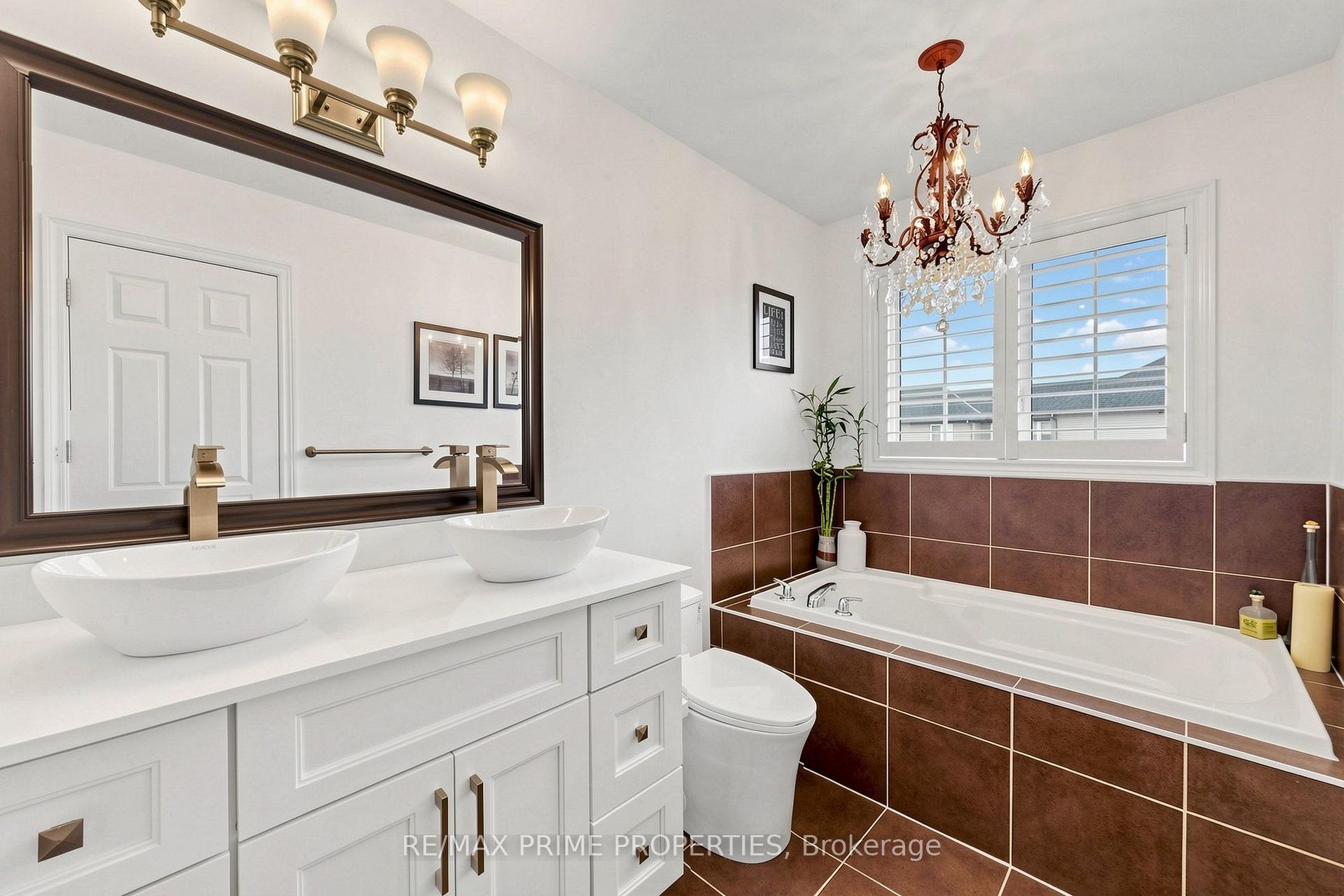 Photo 29 of 58 Autumn Glow Drive, Markham, Cornell — HOMEH